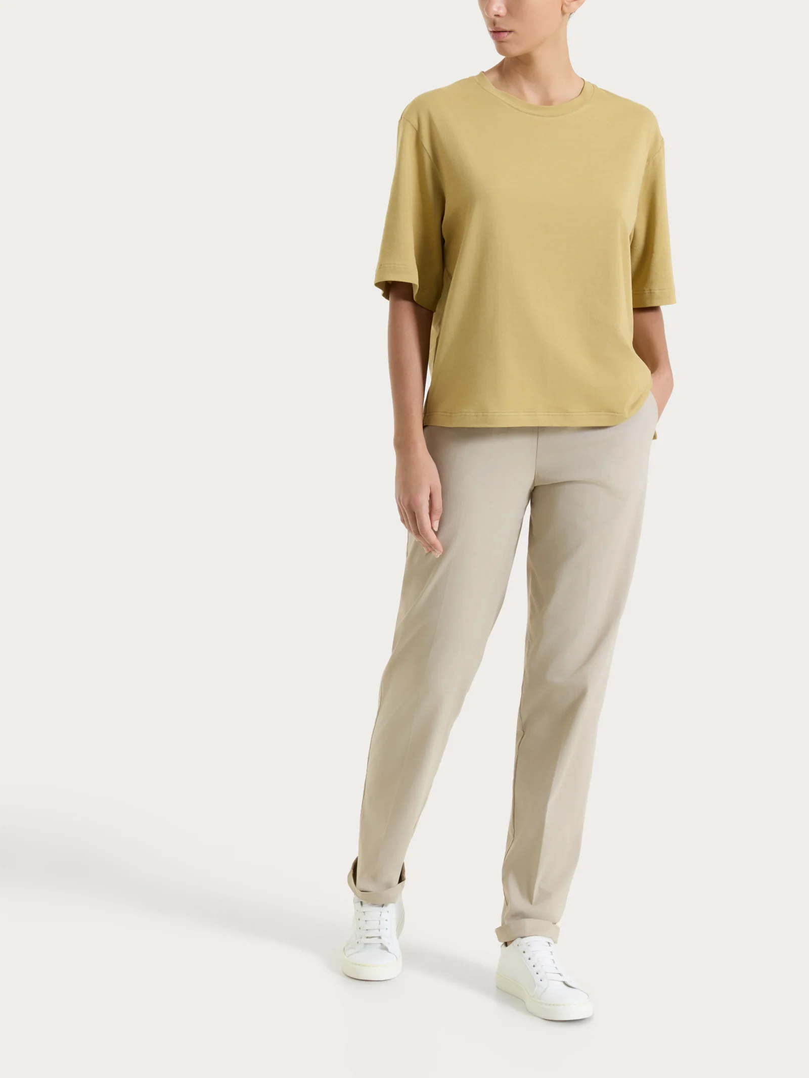 Maglietta boxy tinta unita in Ultralight - Khaki - Image 5