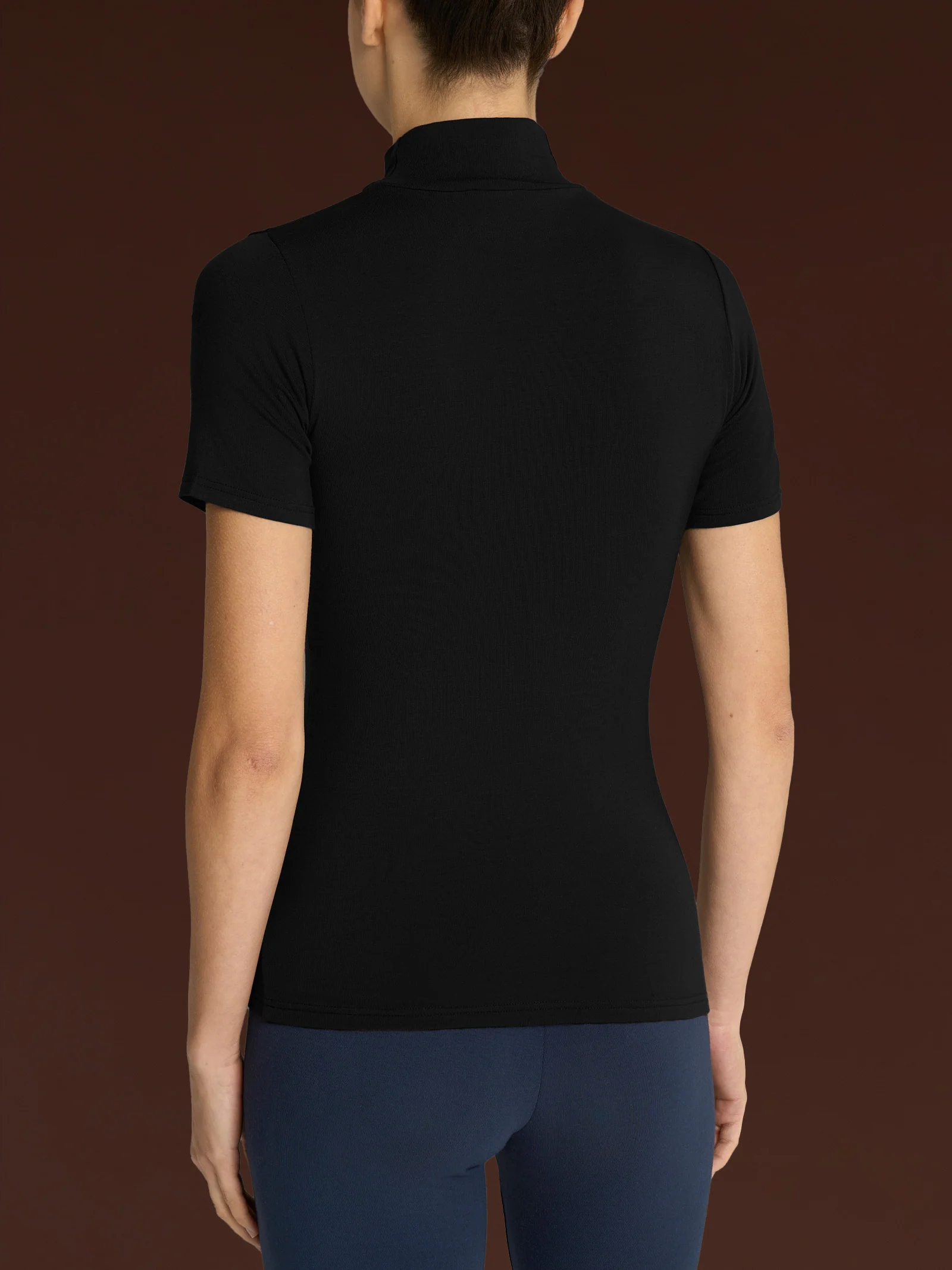 Maglietta collo alto in Eco Viscosa - Nero - Image 3