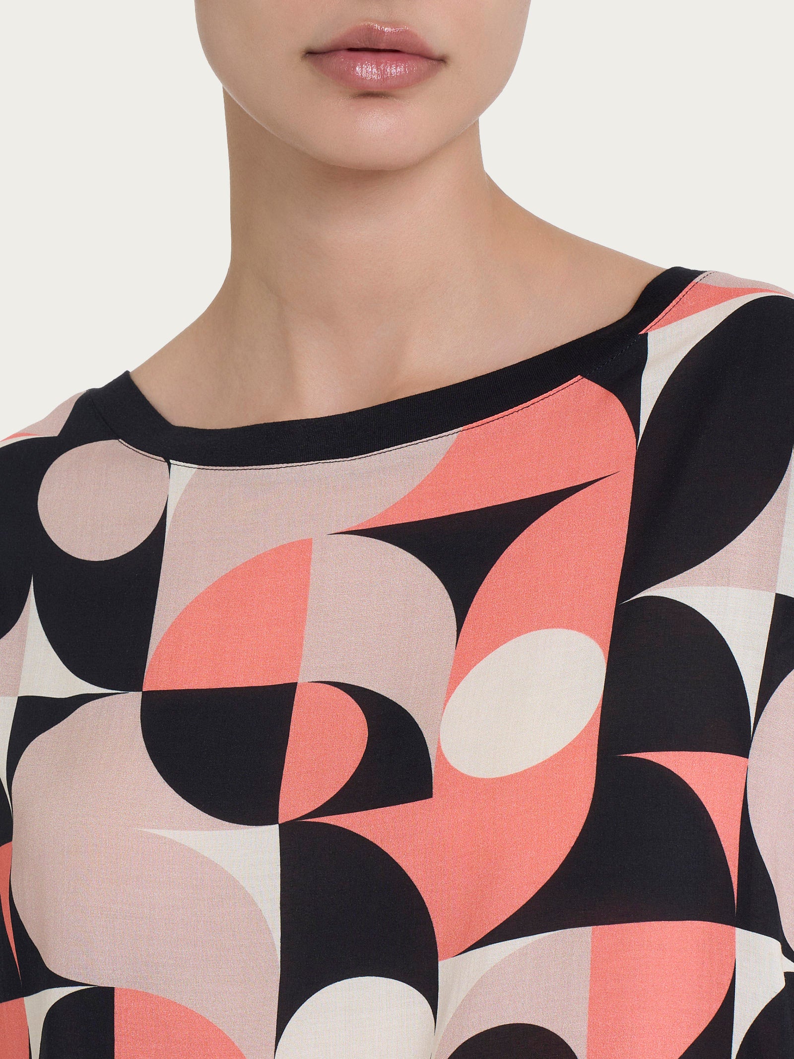 Maglietta con geometric pattern in Misto Viscosa - Fant. Warm Taupe - Image 3
