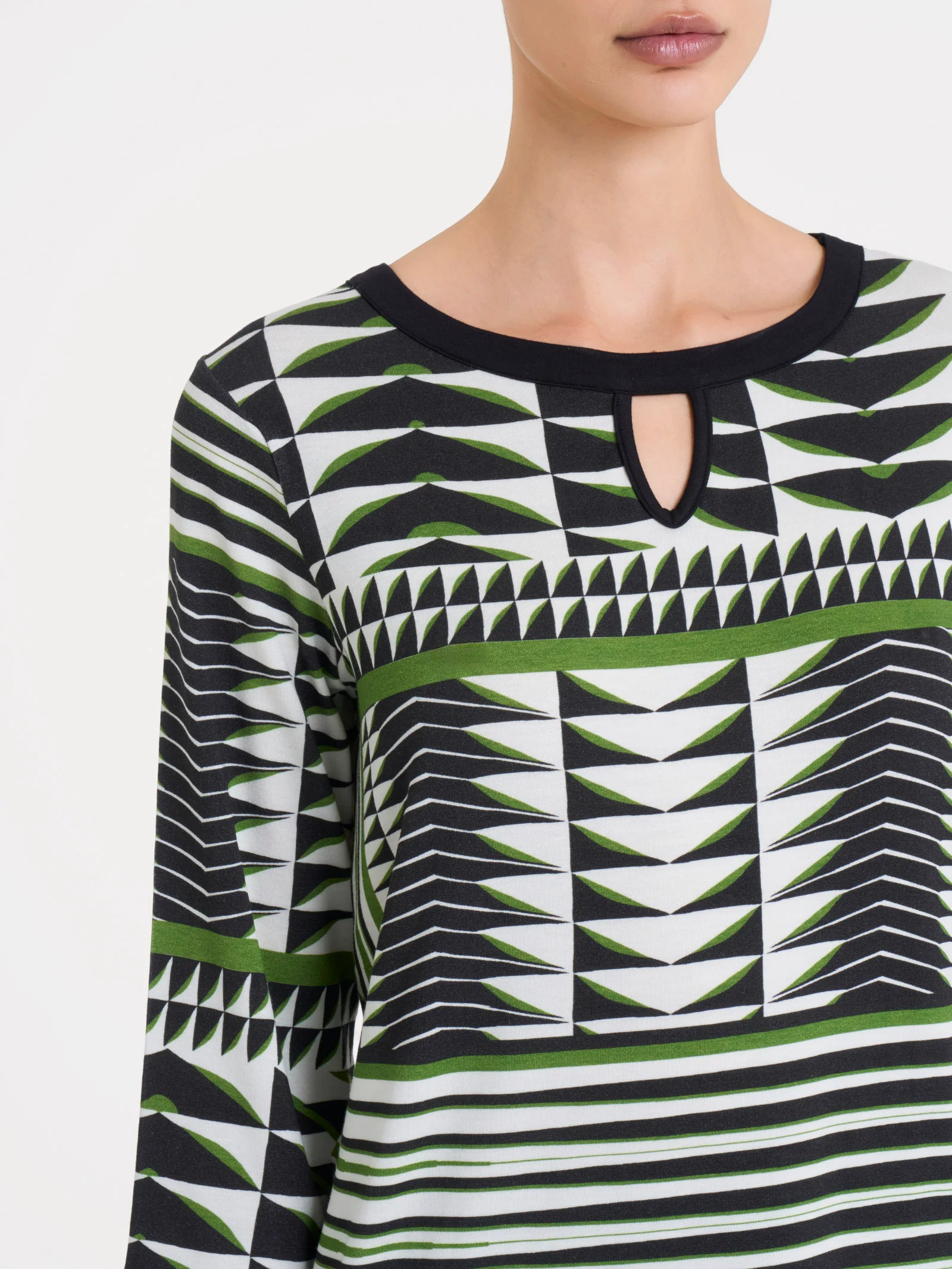 Maglietta con manica 3/4 e geometric pattern in Viscosa Summer - Fant. Artichoke Green - Image 3