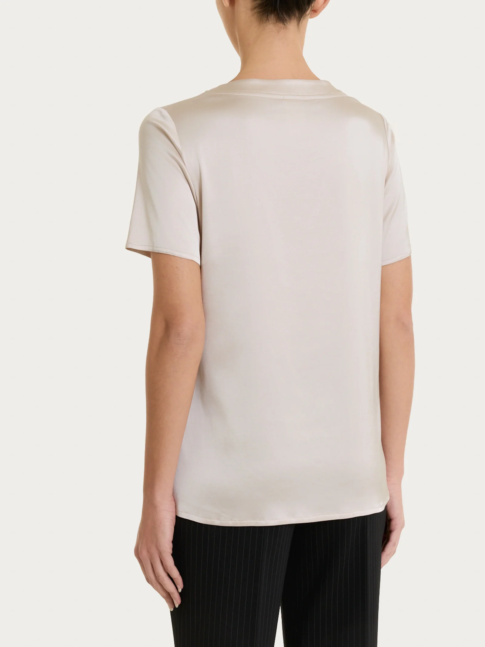 Maglietta con manica corta in Stretch Satin - Champignon - Image 2