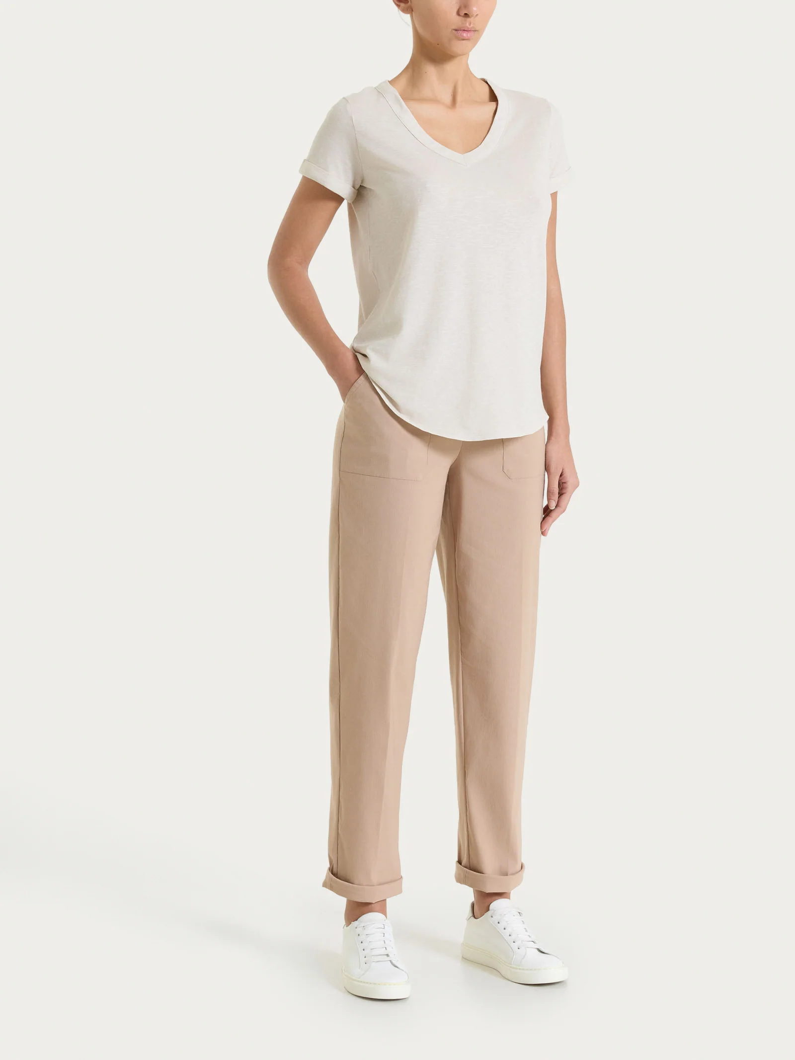 Maglietta con Scollo a V in slub jersey di cotone - Champignon - Image 5