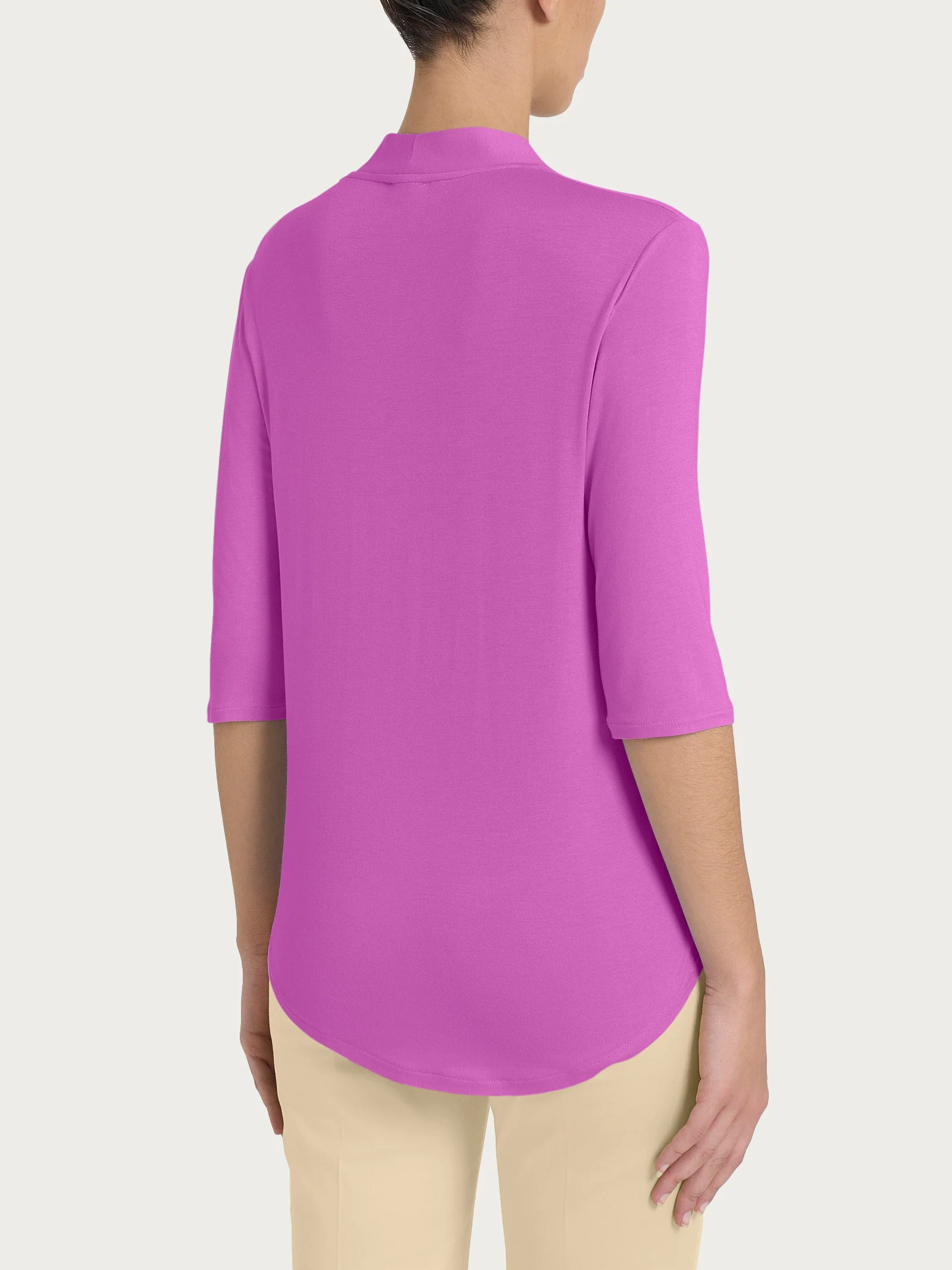 Maglietta con scollo a V in Viscosa Summer - Cattleya Orchid - Image 2