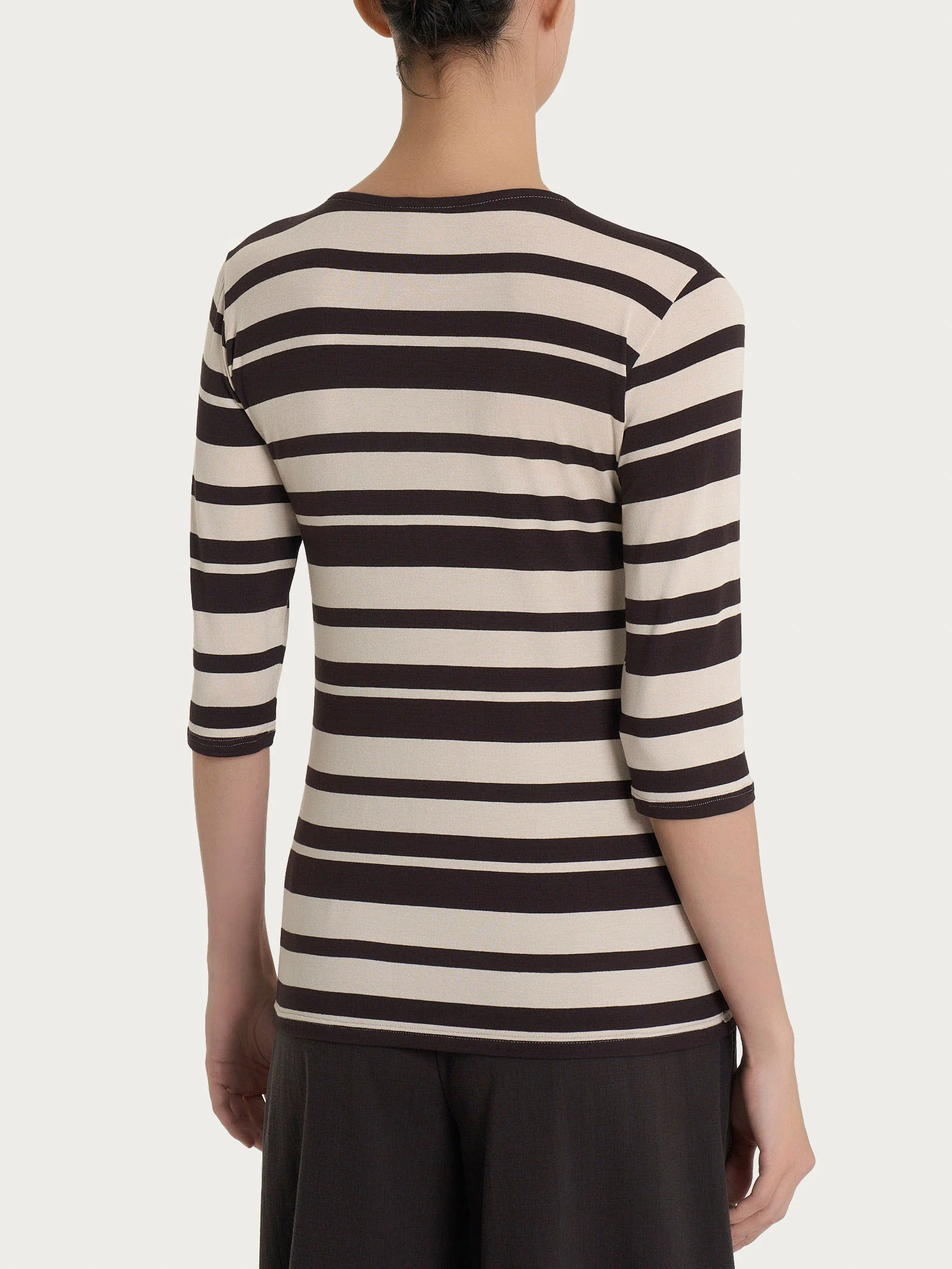 Maglietta con stripes e scollo a V in Viscosa Summer  - Fant. Chocolate Torte Riga Alternata - Image 2