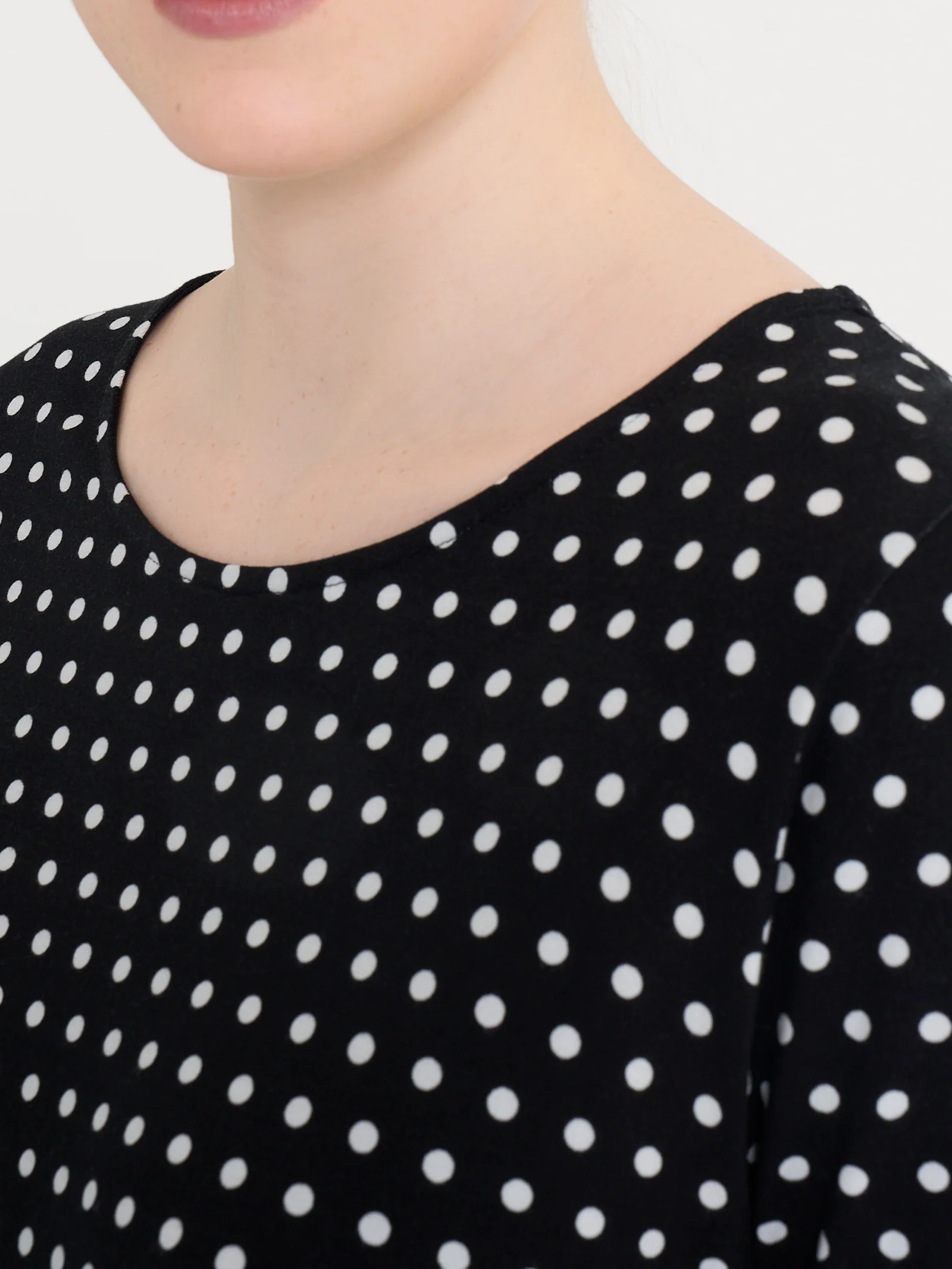 Maglietta girocollo con dots in Viscosa Summer - Fant.Nero - Image 3