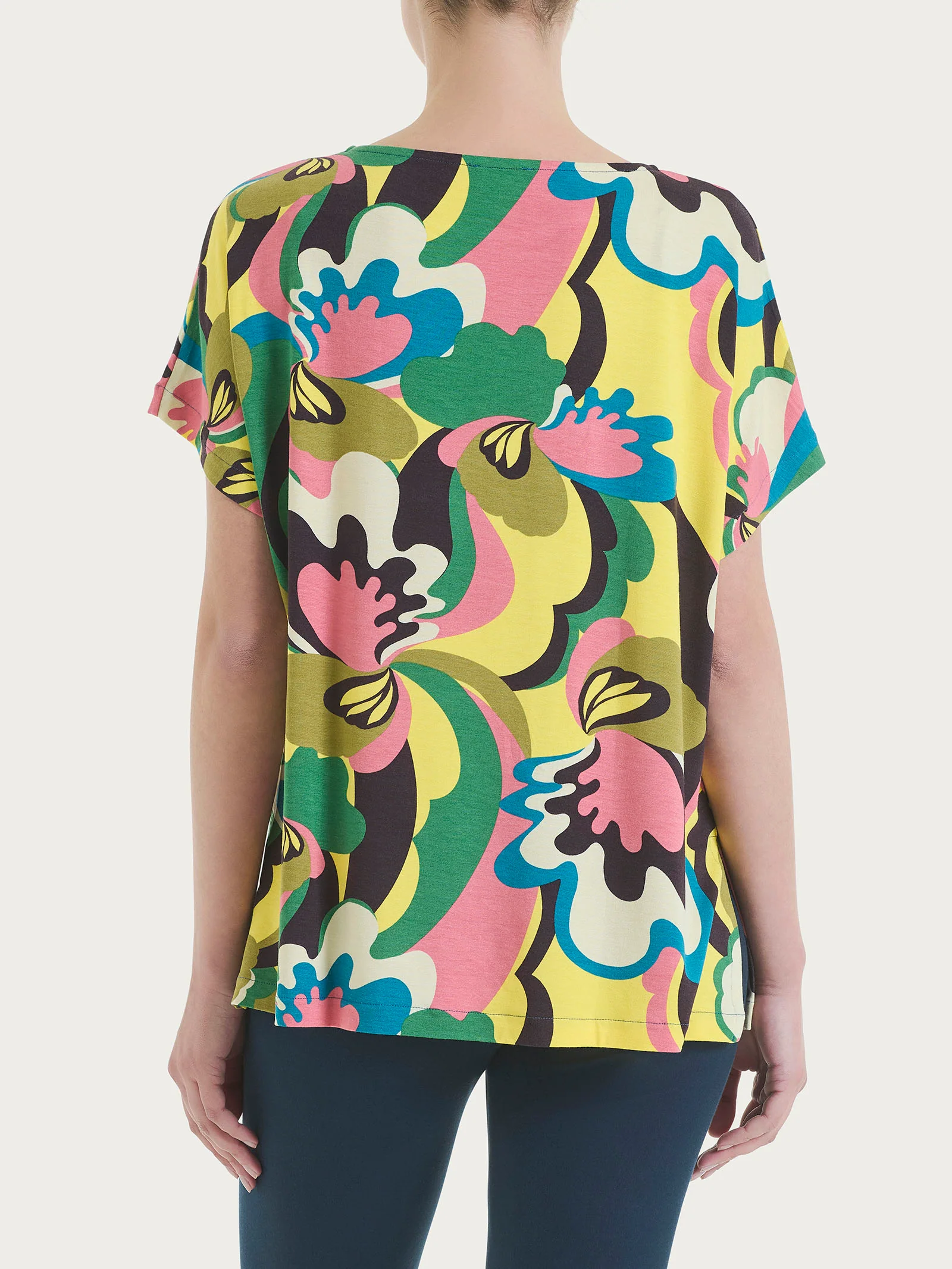 Maglietta girocollo con geometric pattern in Viscosa Summer  - Fant. Crystal Teal - Image 2