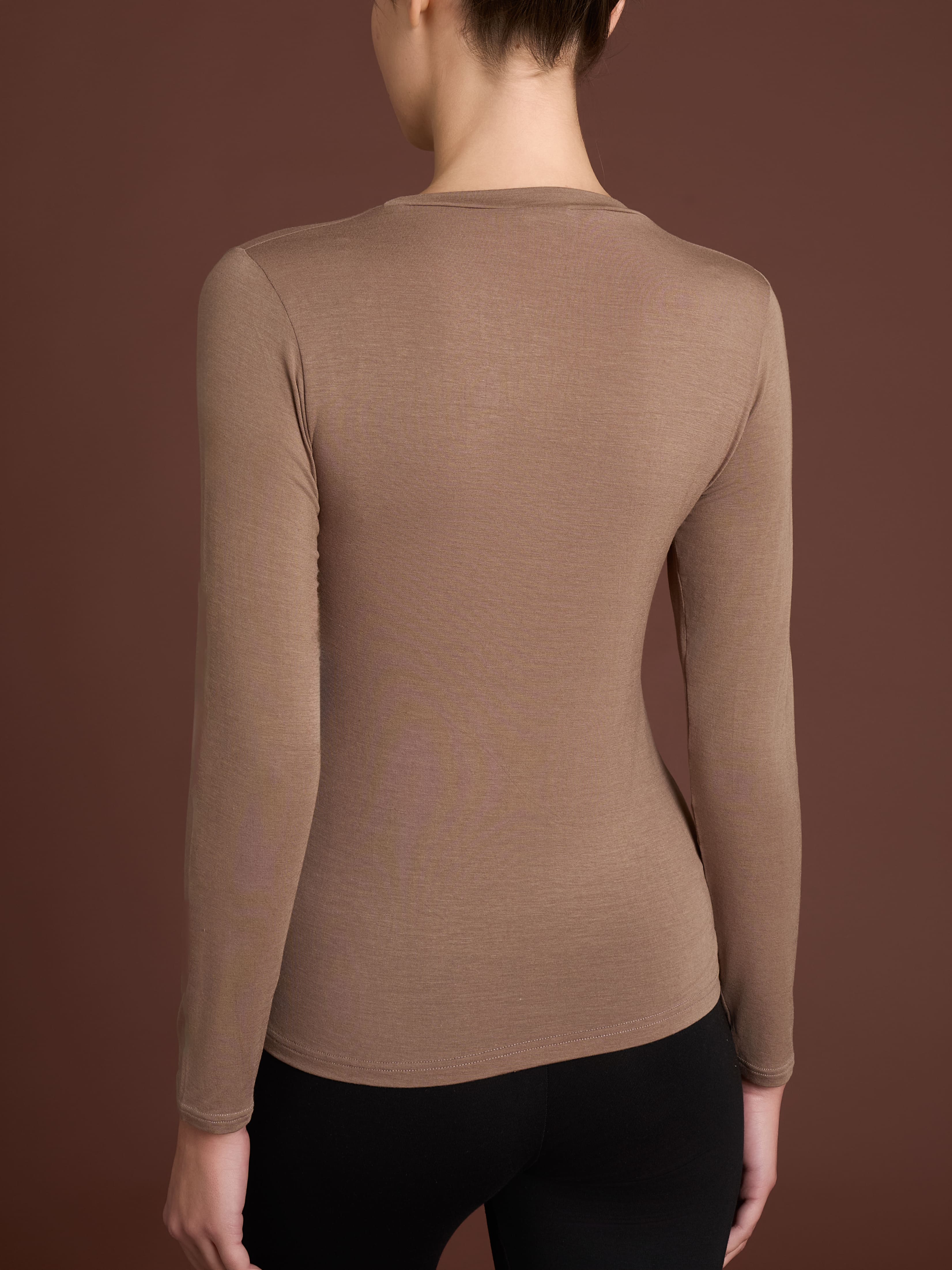 Maglietta girocollo in filato Tenderwool - Visone - Image 2