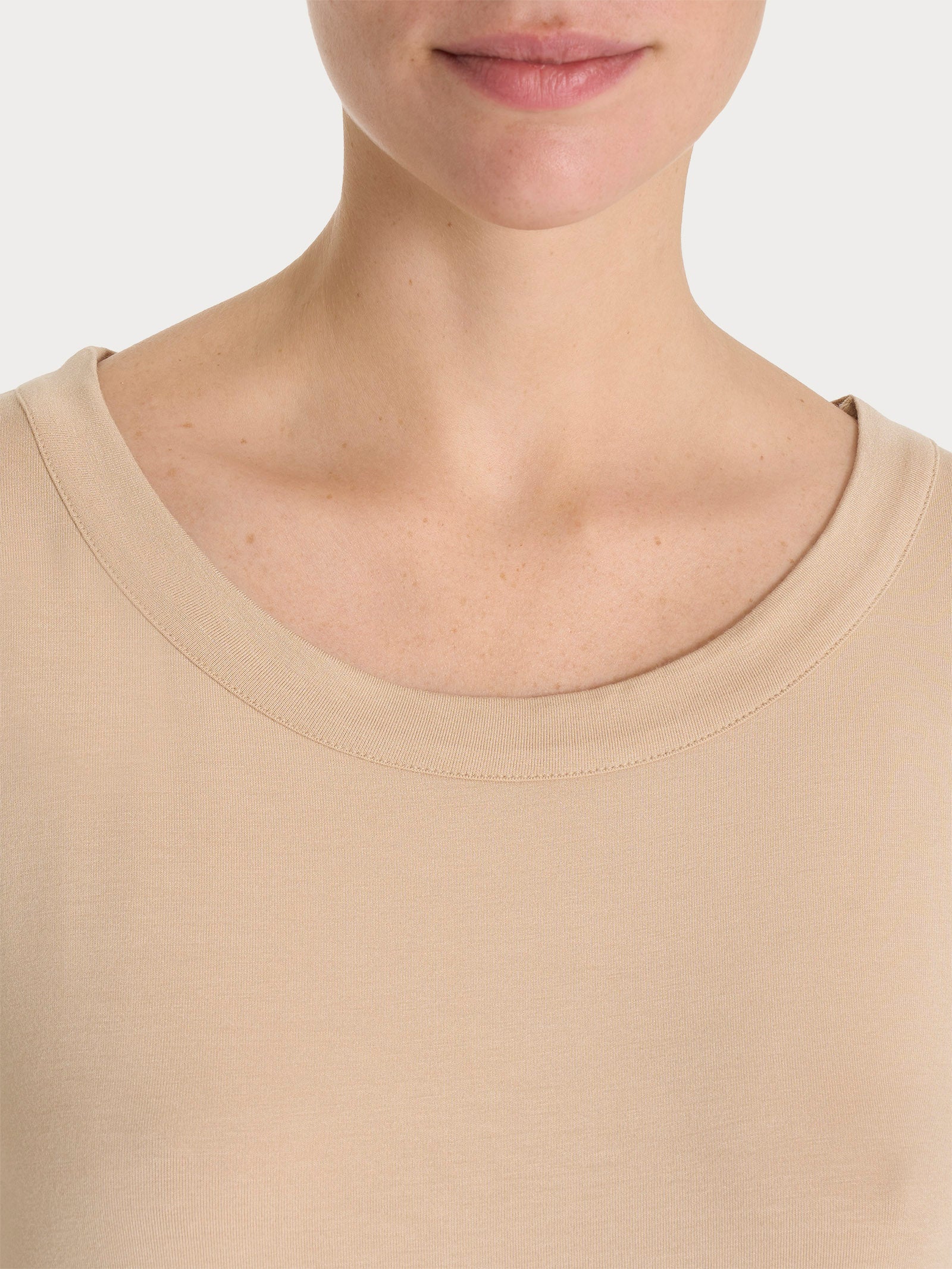 Maglietta girocollo in Viscosa Summer - Irish Cream - Image 3