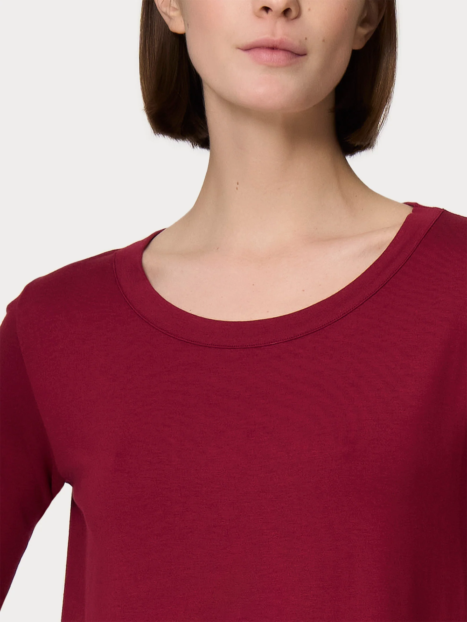 Maglietta girocollo in Viscosa Summer - Tibetan Red - Image 3