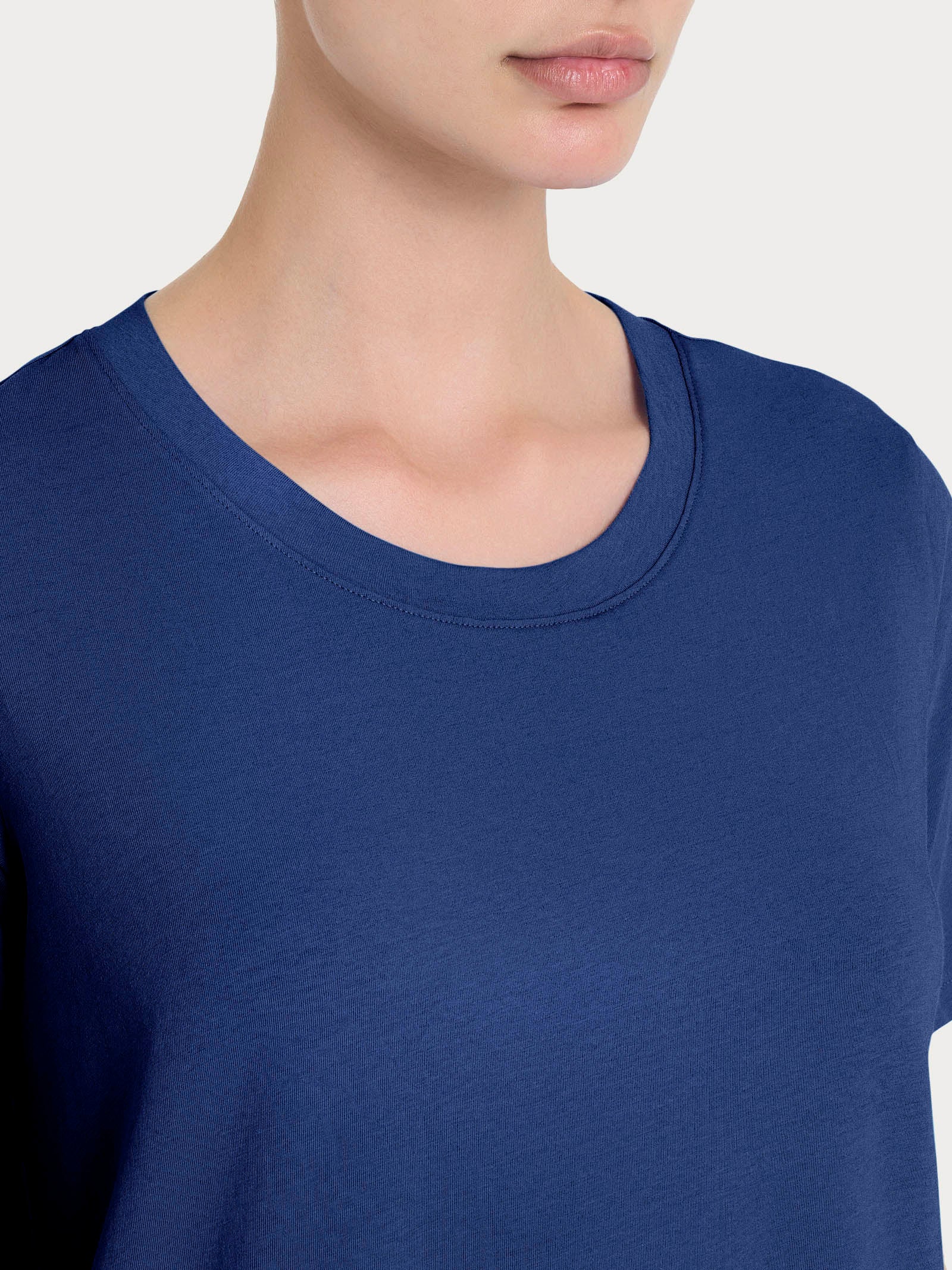 Maglietta tinta unita con manica corta in Ultralight - Blueberry - Image 3