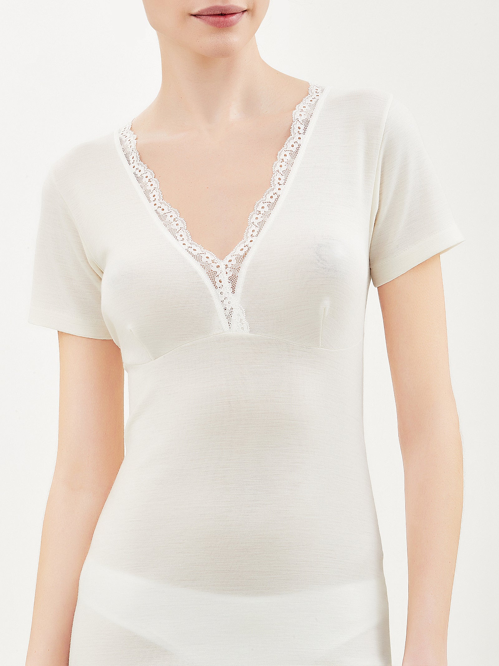 Merino Medium - Maglietta scollo a V in lana - B.co Lana - Image 4