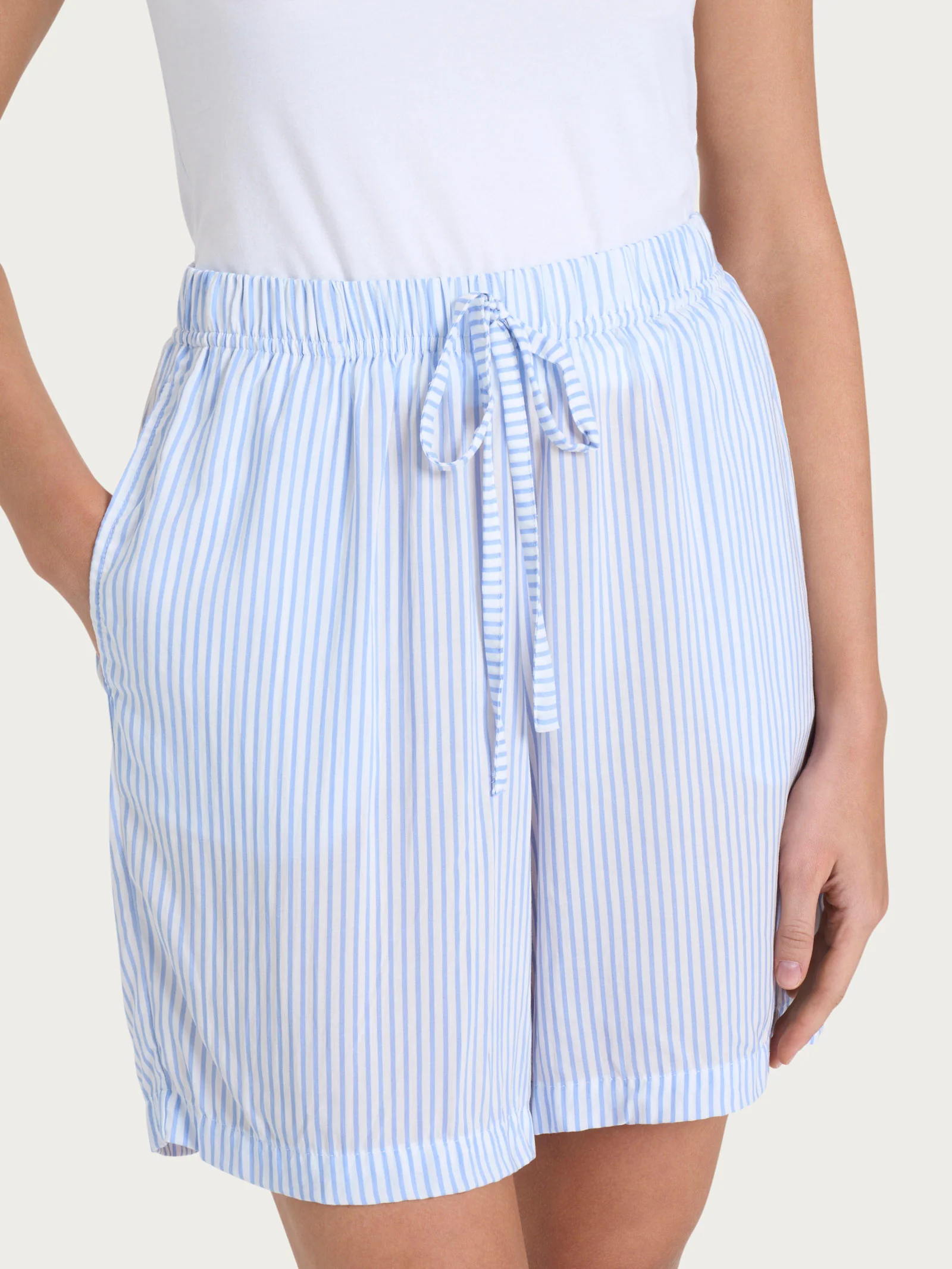 Pantaloncino boyfriend a righe in Ecoseta - Fant. Lavender Lustre - Image 3