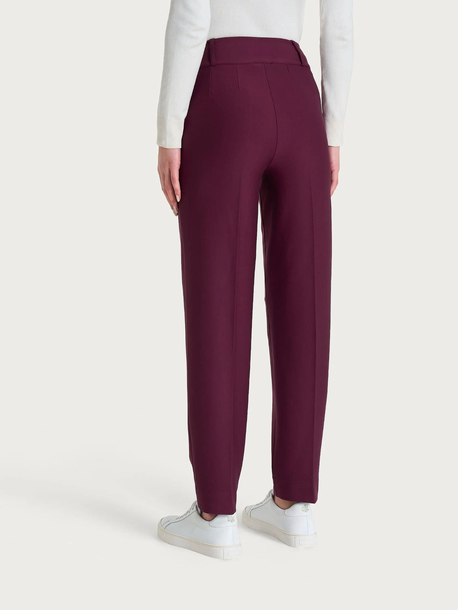 Pantalone a carota con tasche e pinces in Compact - Fig - Image 3