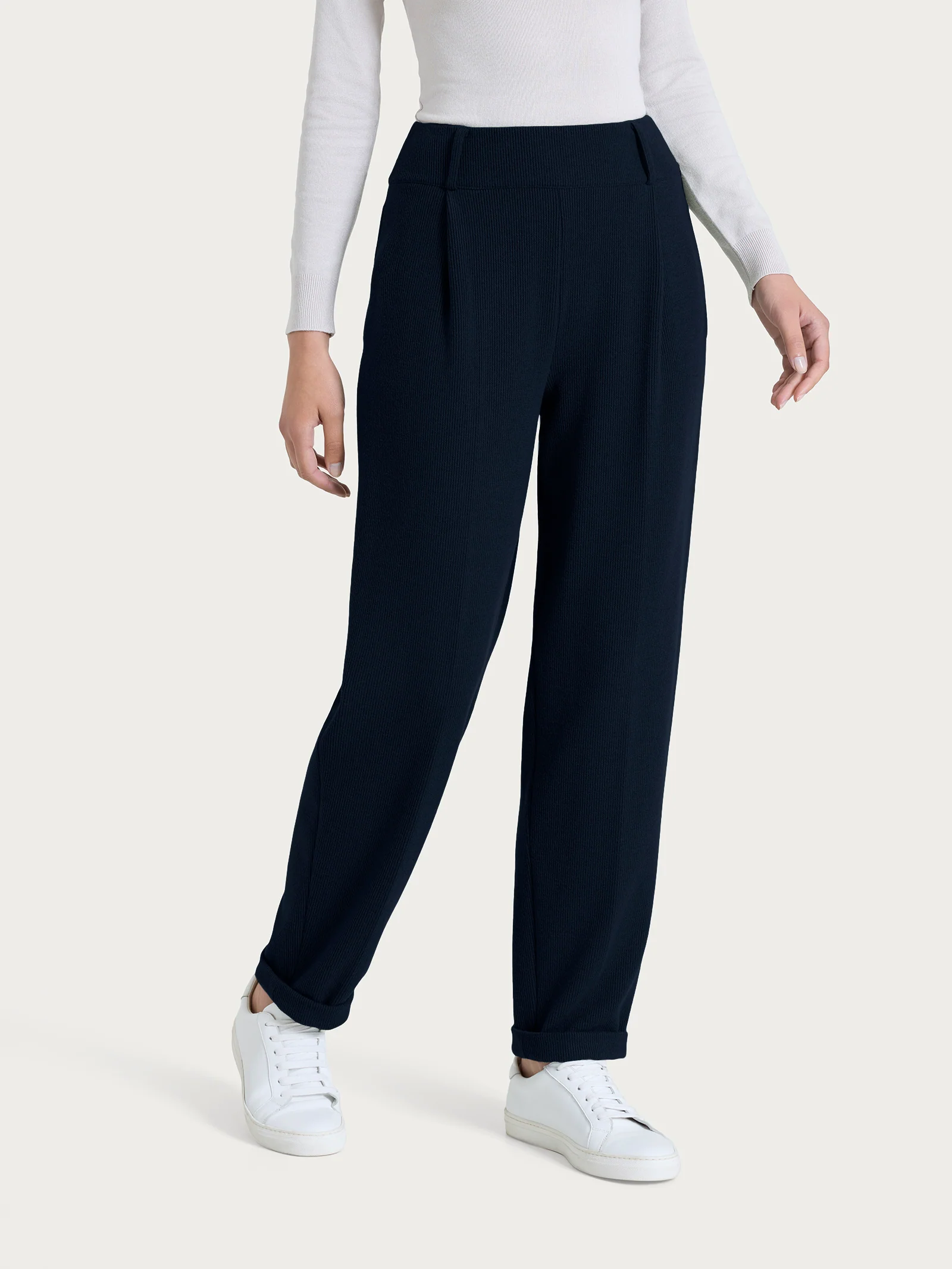 Pantalone a carota con tasche e pinces in Velvet - Bleu - Image 2