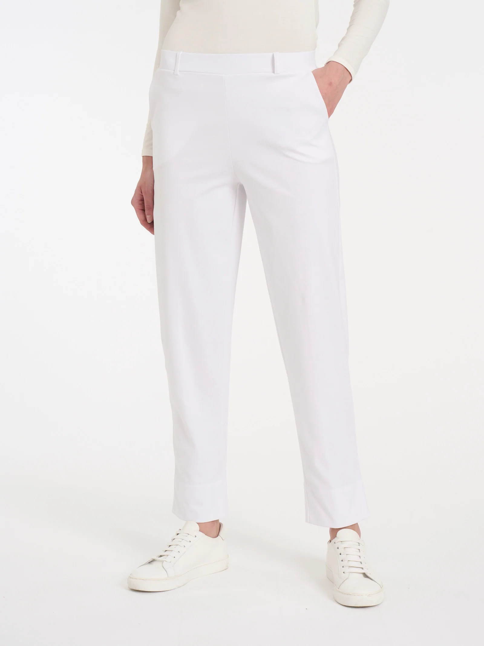 Pantalone a carota con tasche in Compact Light  - Bianco - Image 3
