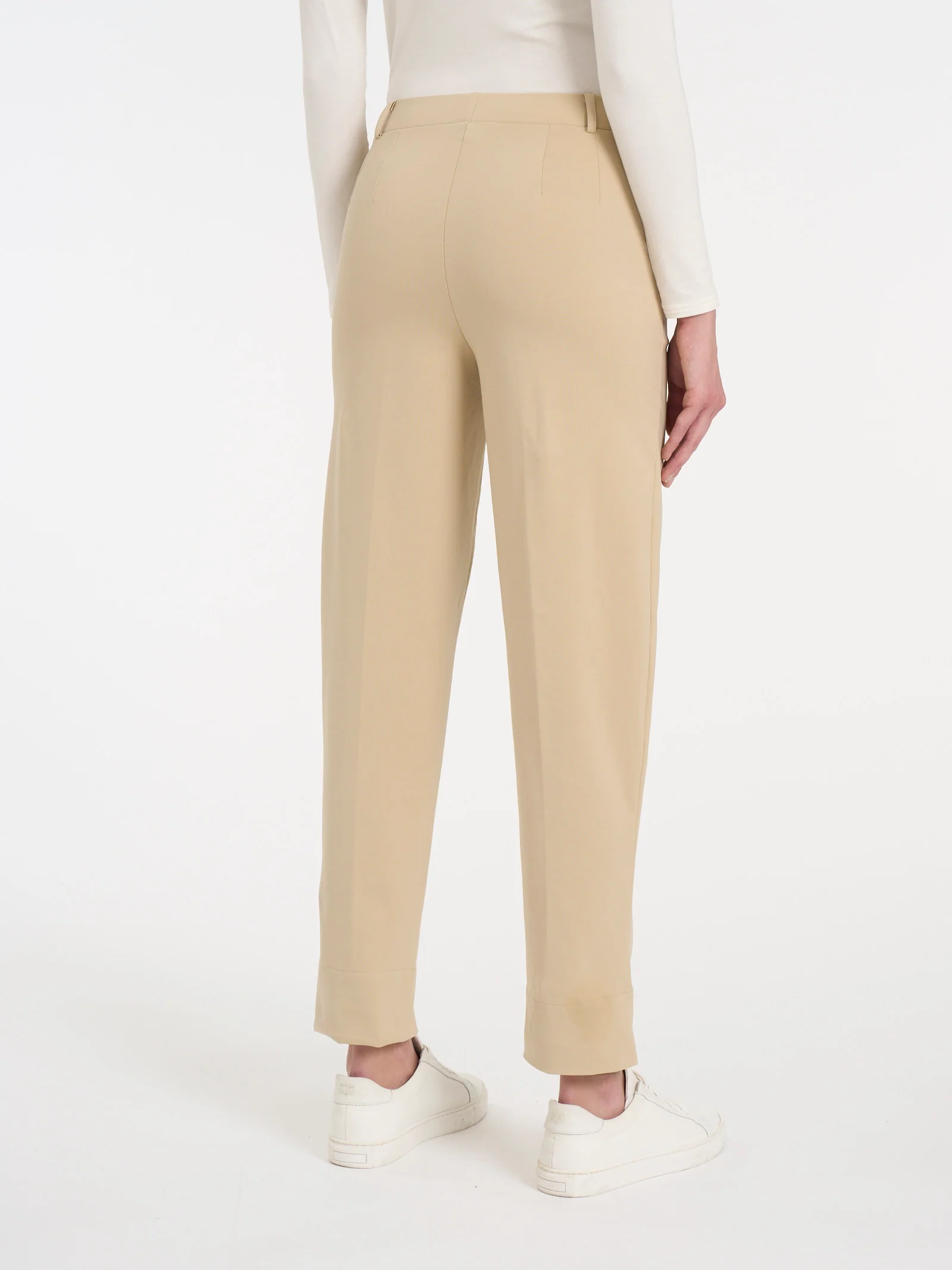 Pantalone a carota con tasche in Compact Light  - Irish Cream - Image 4