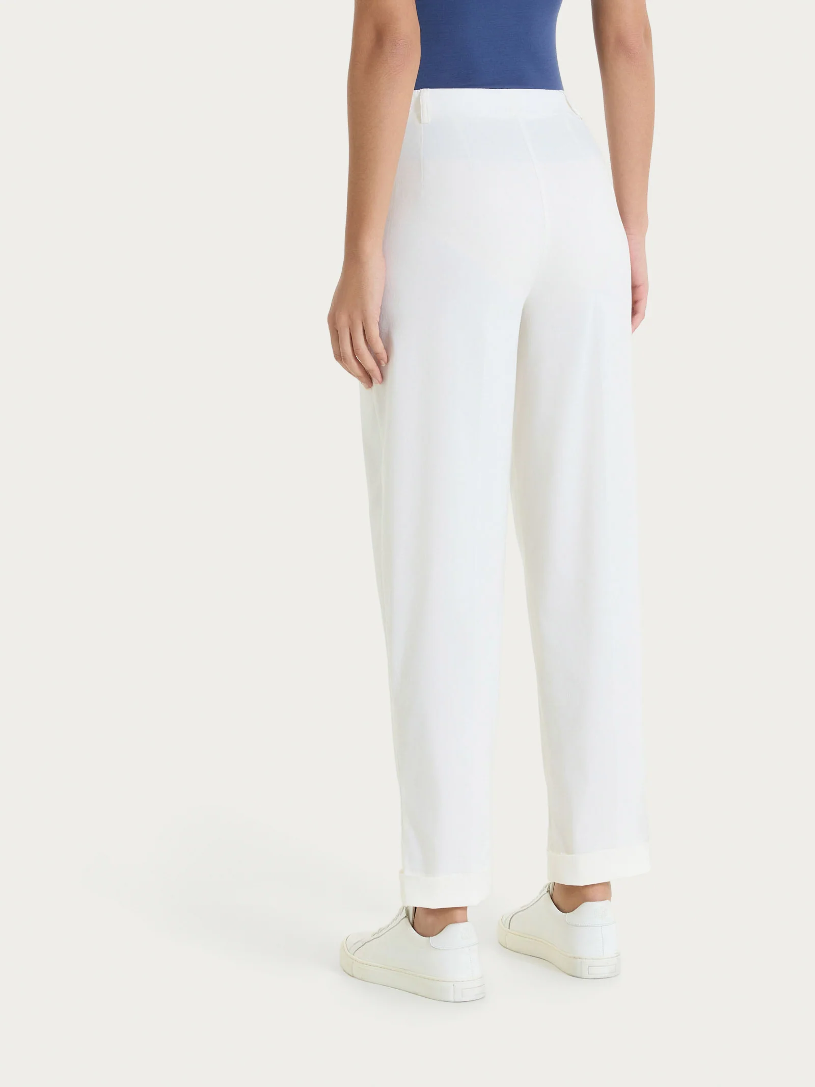 Pantalone a carota con tasche in Linen Super Fresh - Candido - Image 5