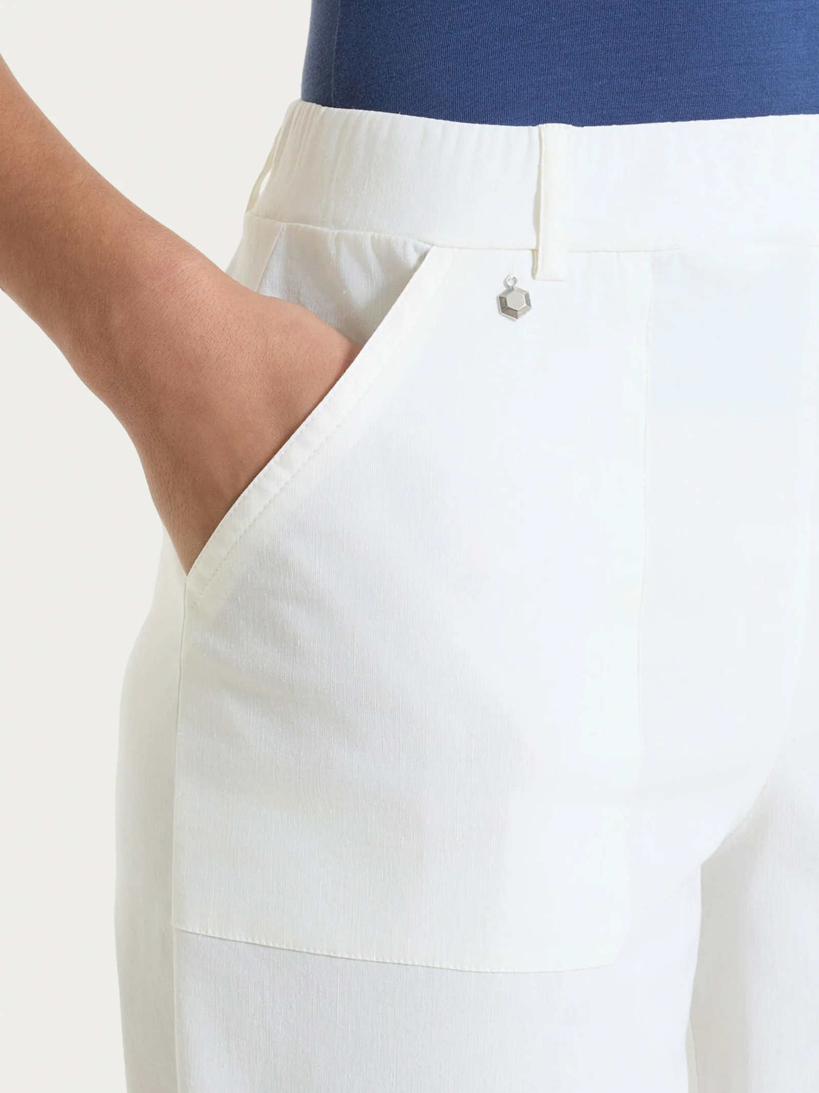 Pantalone a carota con tasche in Linen Super Fresh - Candido - Image 7