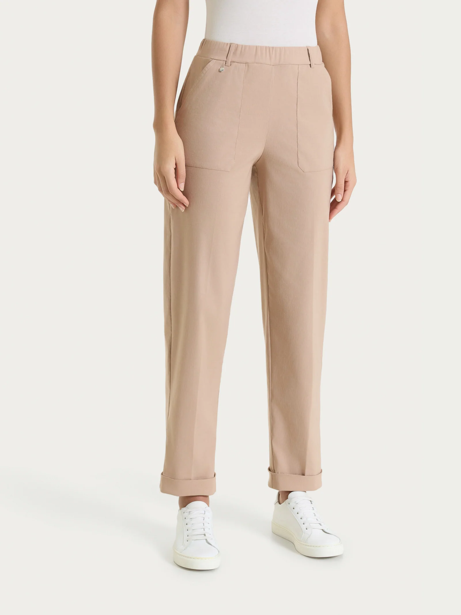 Pantalone a carota con tasche in Linen Super Fresh - Warm Taupe - Image 2