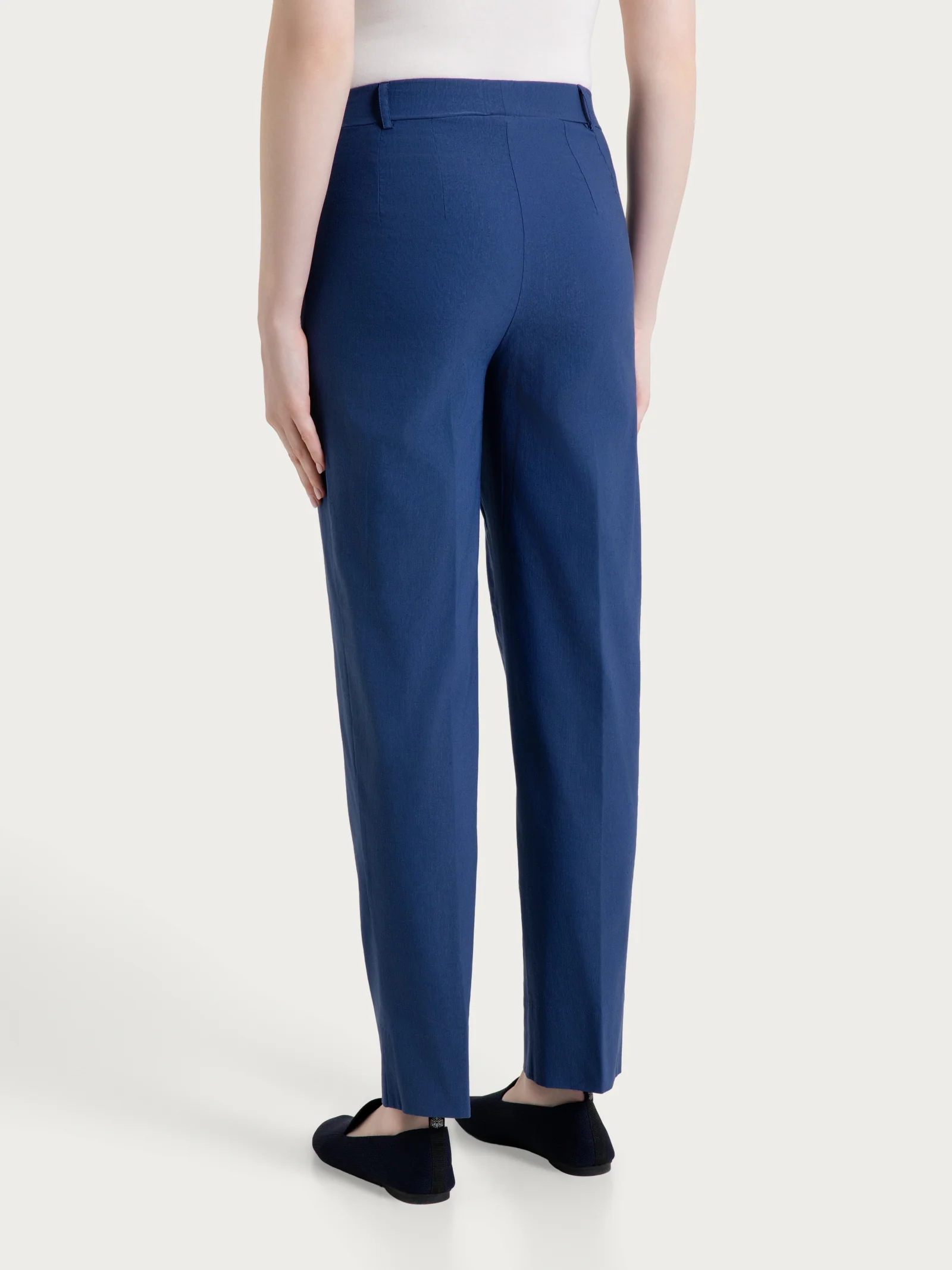 Pantalone a carota con tasche in Linen Super Fresh - Oceana - Image 3