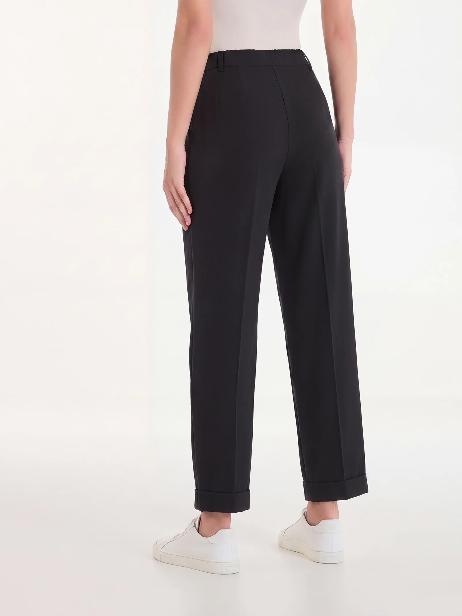 Pantalone a carota con tasche in Super Fresh - Nero - Image 2