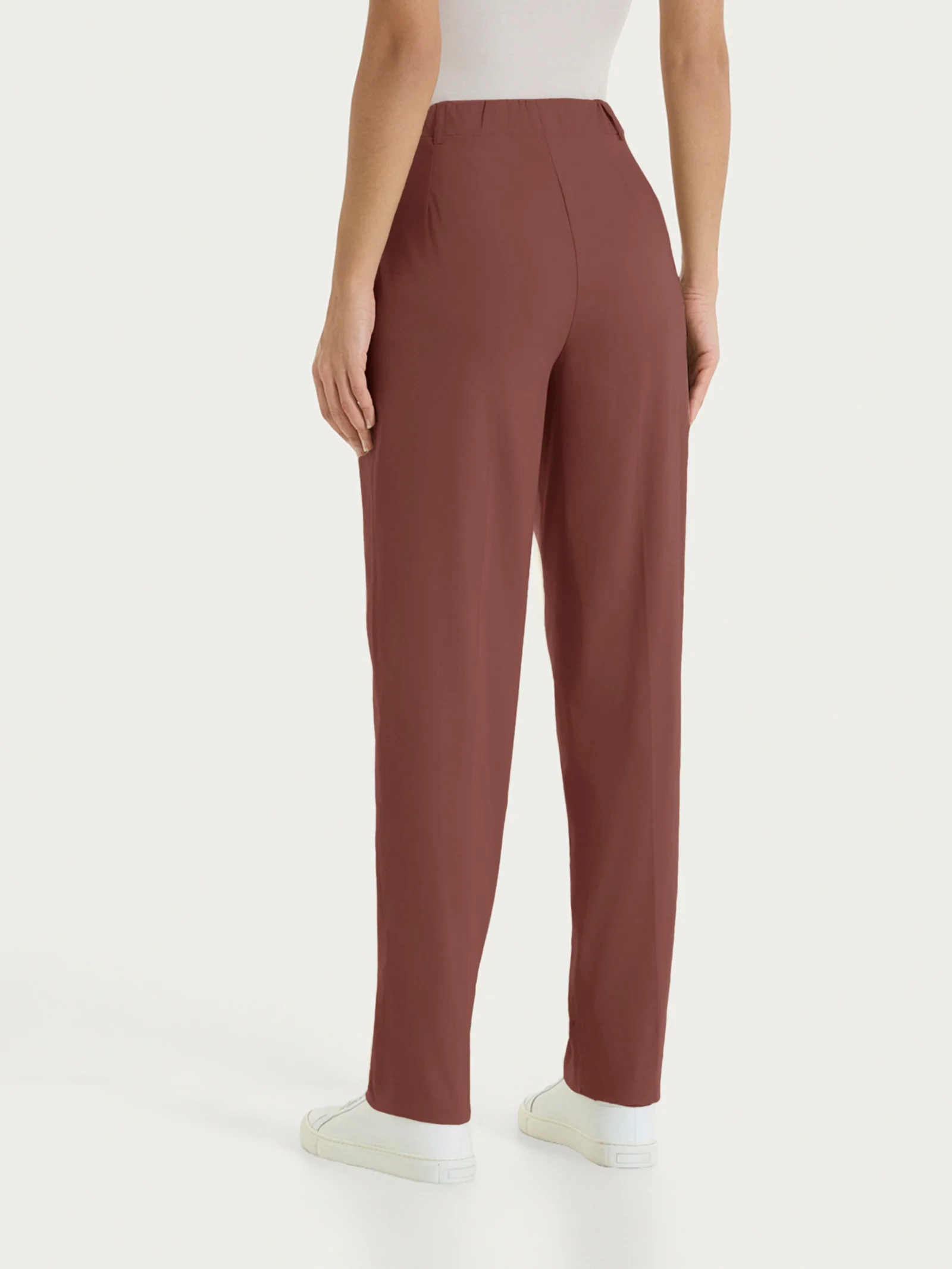 Pantalone a carota con tasche in Super Fresh - Cappuccino - Image 3