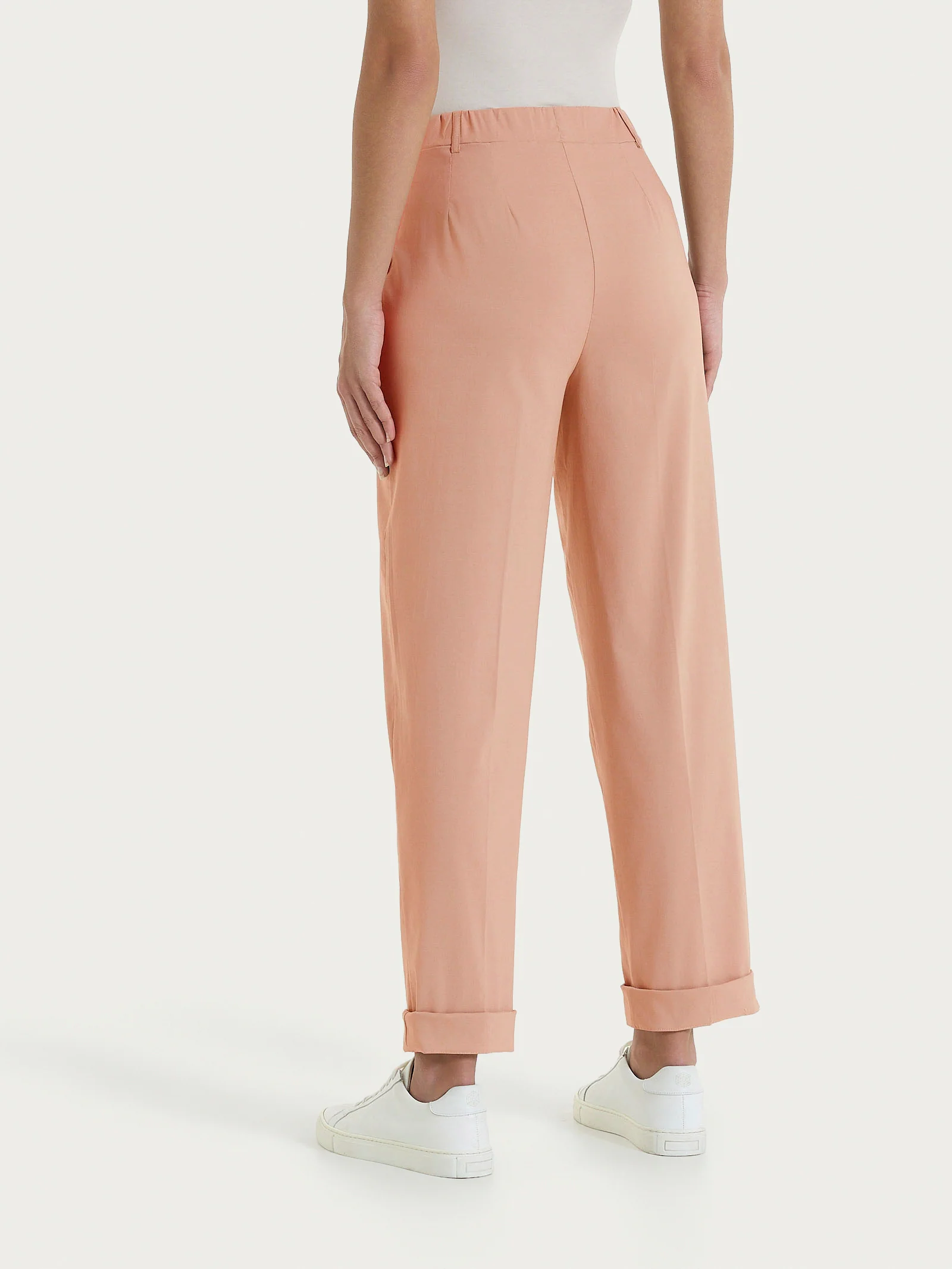 Pantalone a carota con tasche in Super Fresh - Cork - Image 4