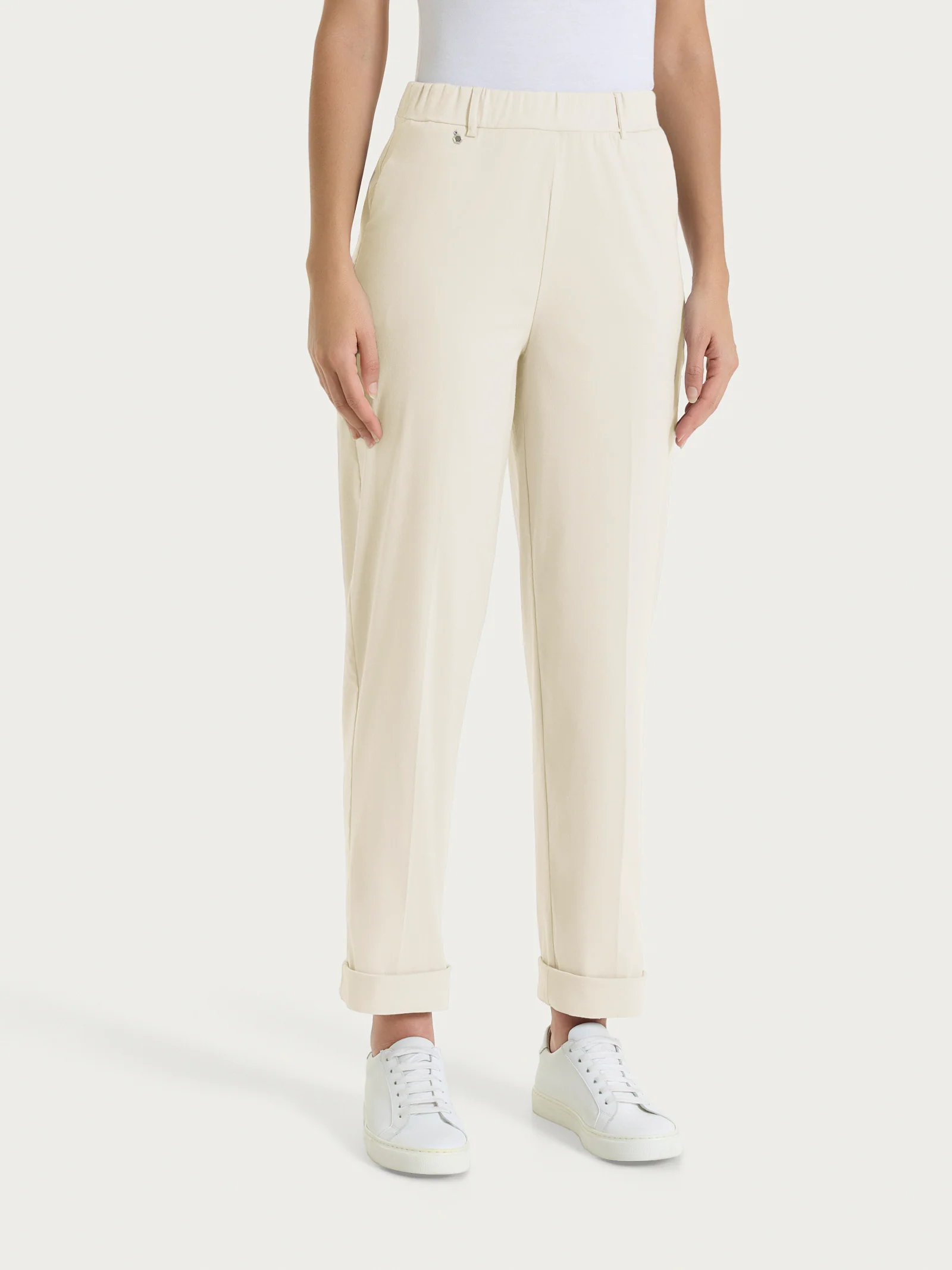 Pantalone a carota con tasche in Super Fresh - Whitecap Gray - Image 2