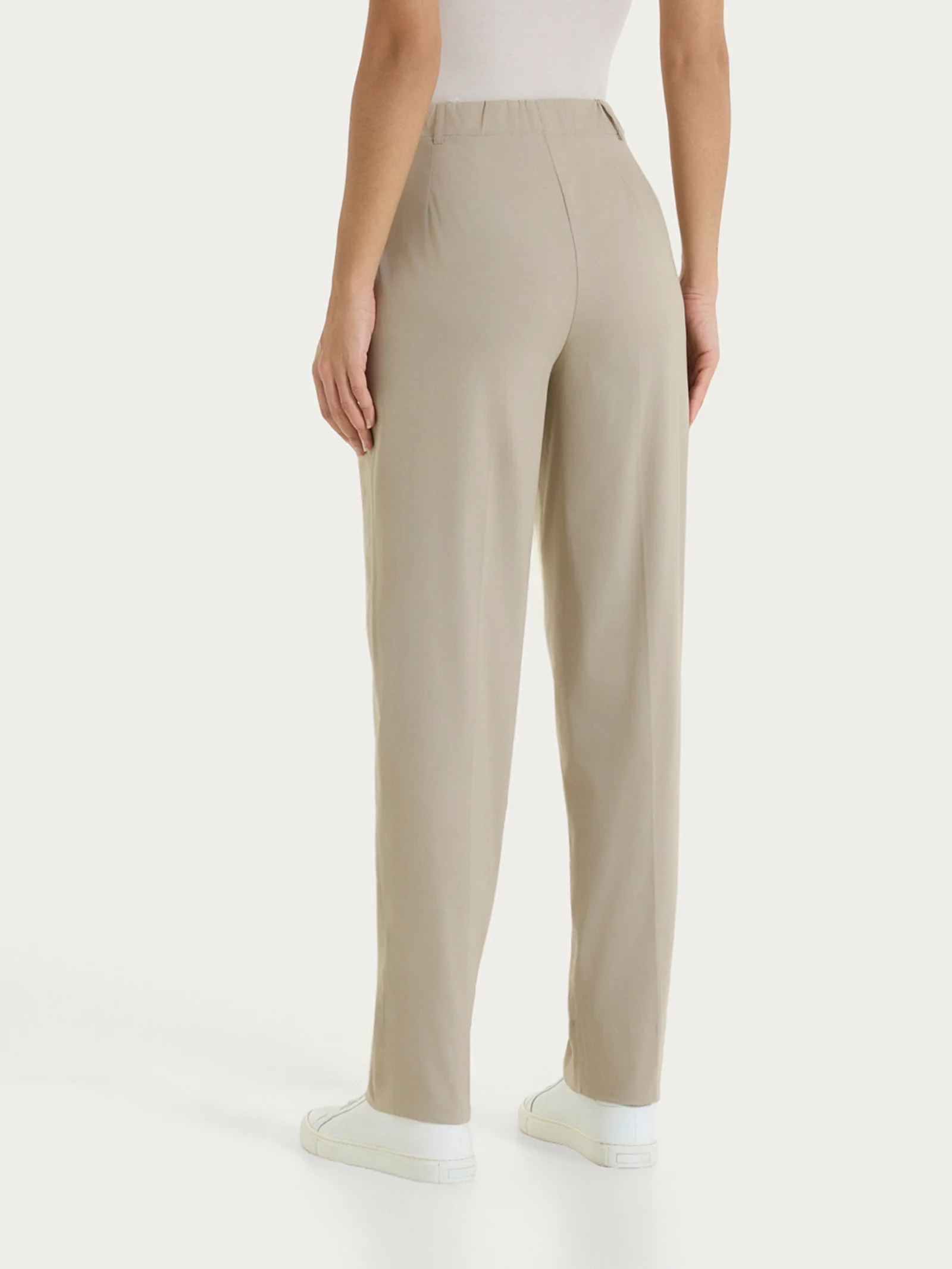 Pantalone a carota con tasche in Super Fresh - Crockery - Image 4