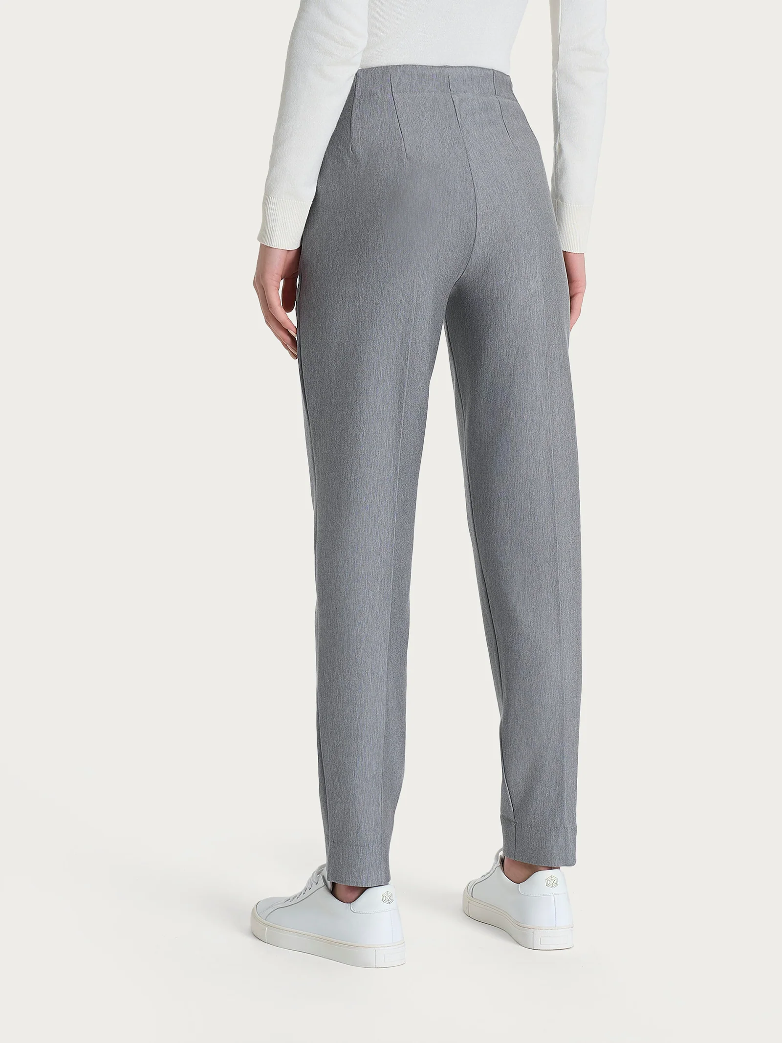 Pantalone a carota con tasche in tessuto Compact - Grigio Mel. - Image 3