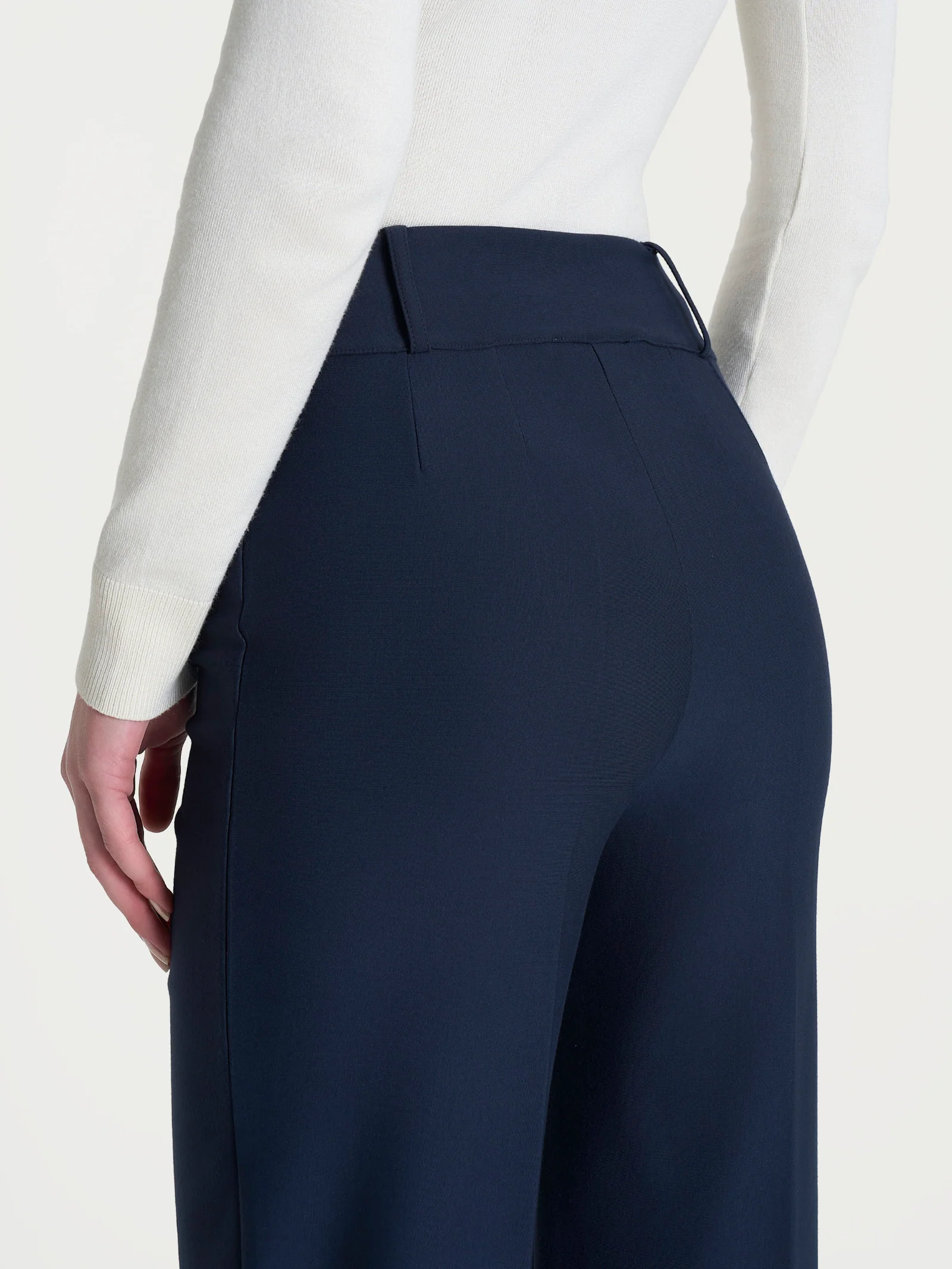 Pantalone a carota in Compact  - Persia - Image 3