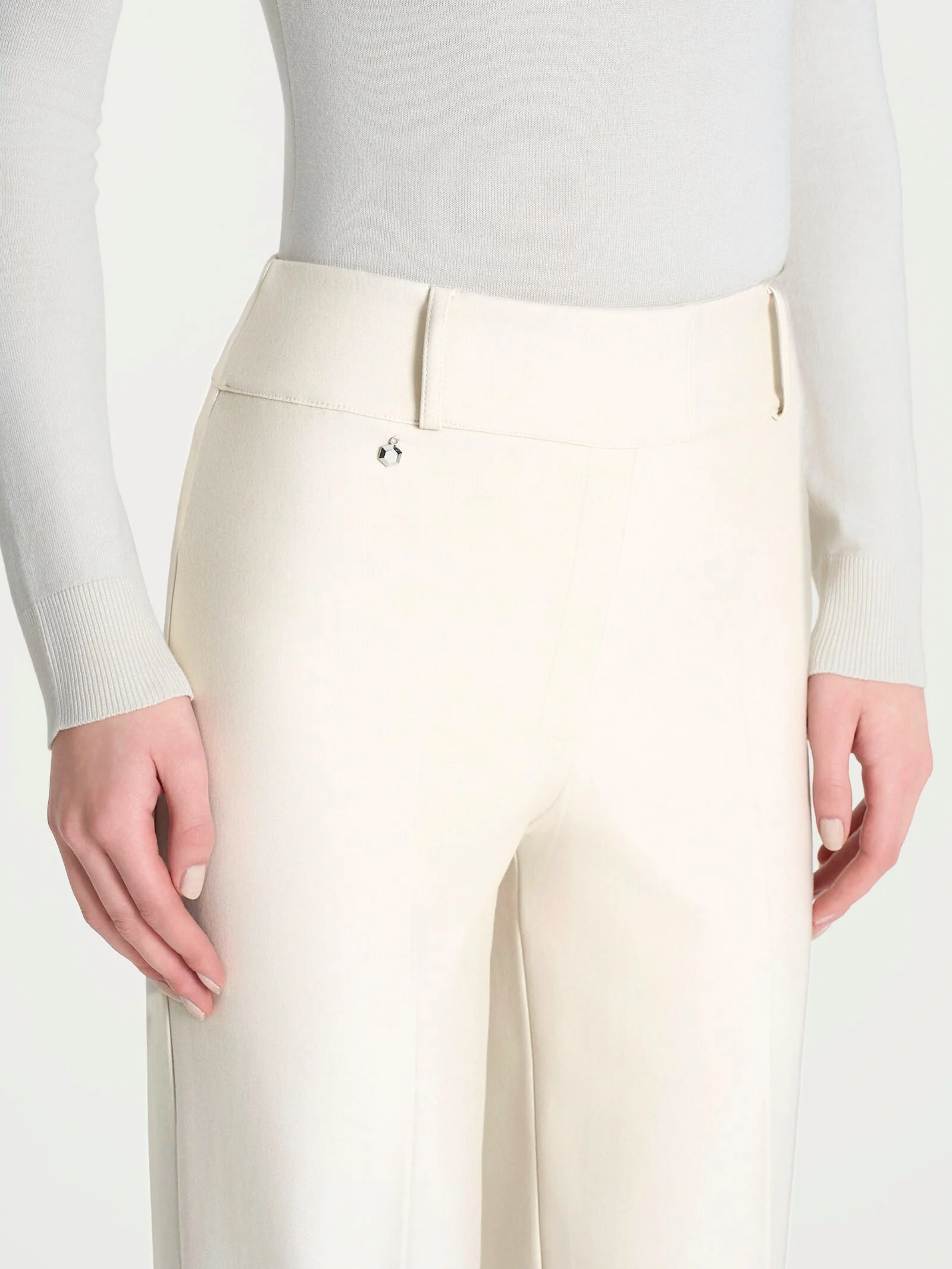 Pantalone a carota in Compact  - Tibetan Red - Image 3