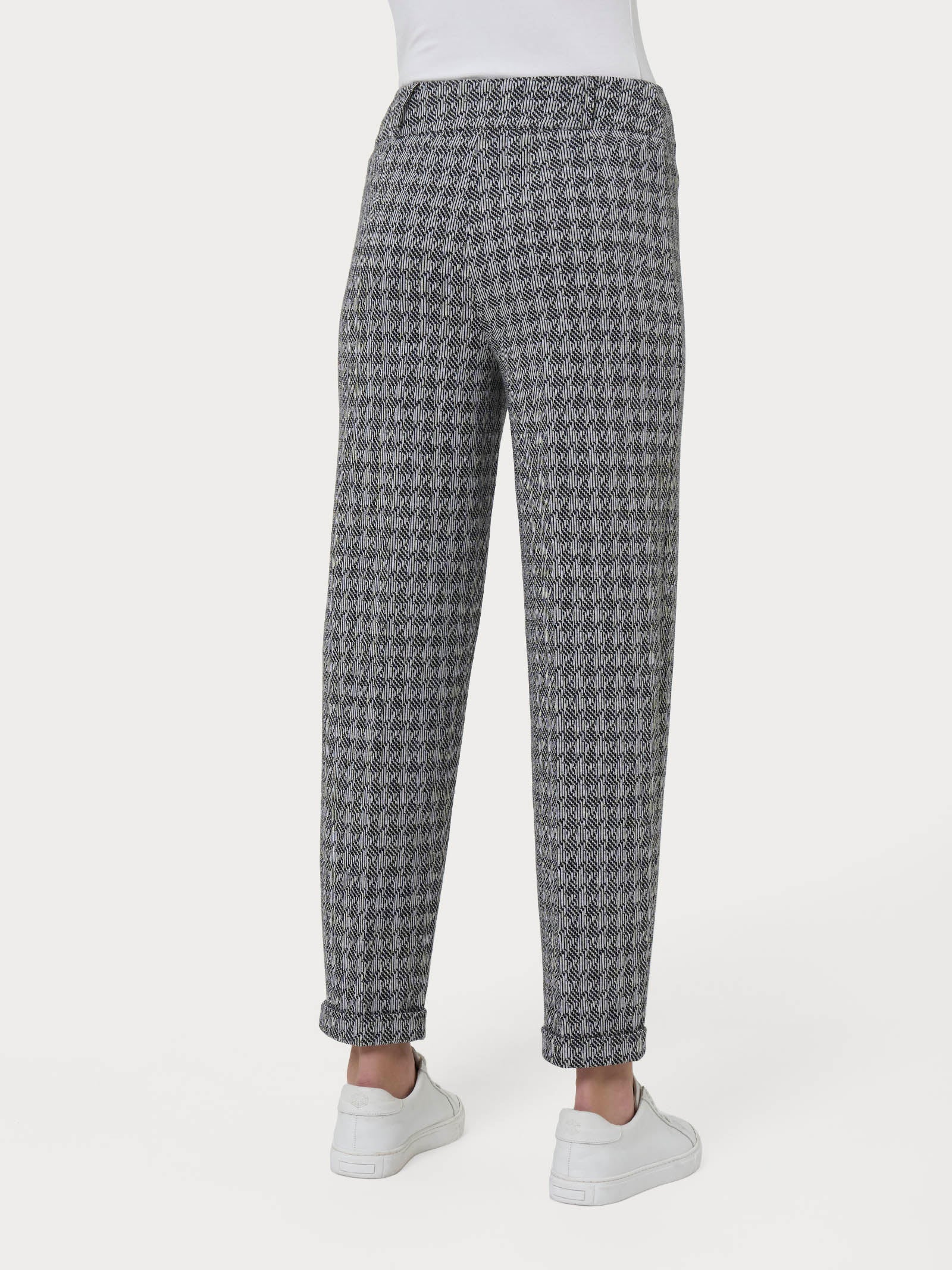Pantalone a carota in tessuto Eco Jacquard - Fant.Nero - Image 2