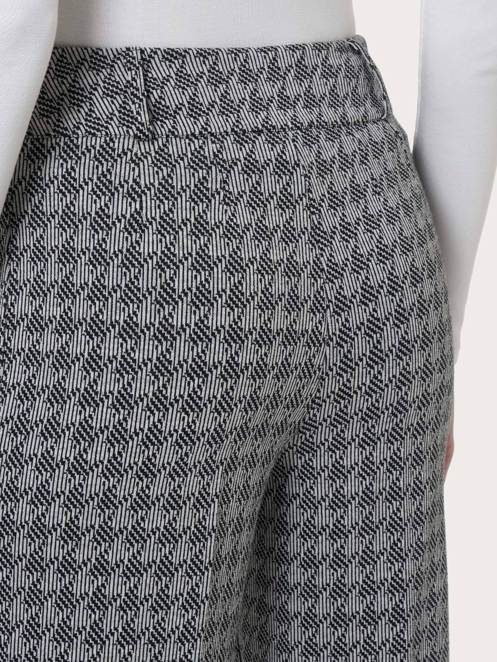 Pantalone a carota in tessuto Eco Jacquard - Fant.Nero - Image 3