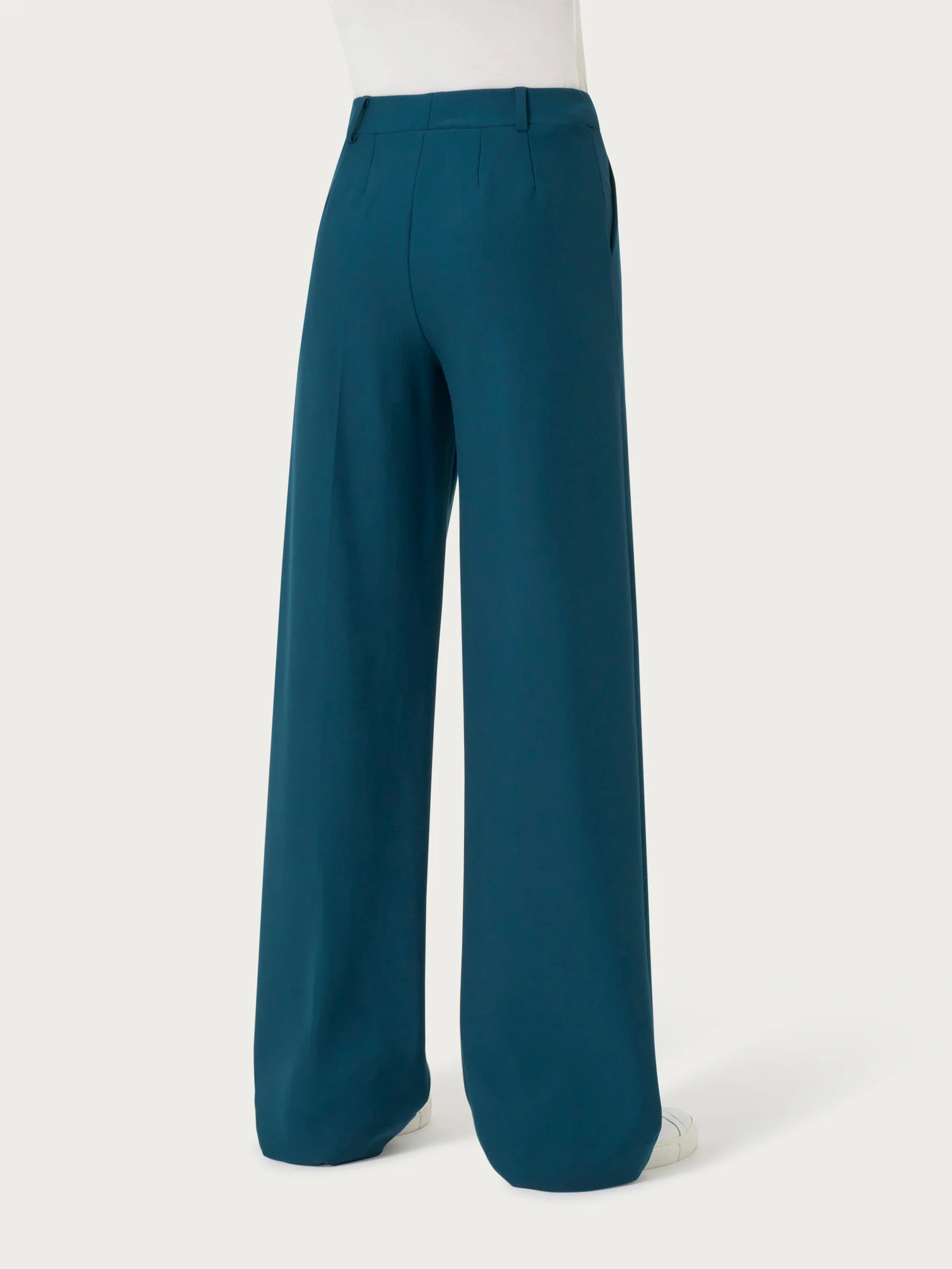 Pantalone a palazzo con tasche in Compact - Reflecting Pond - Image 2