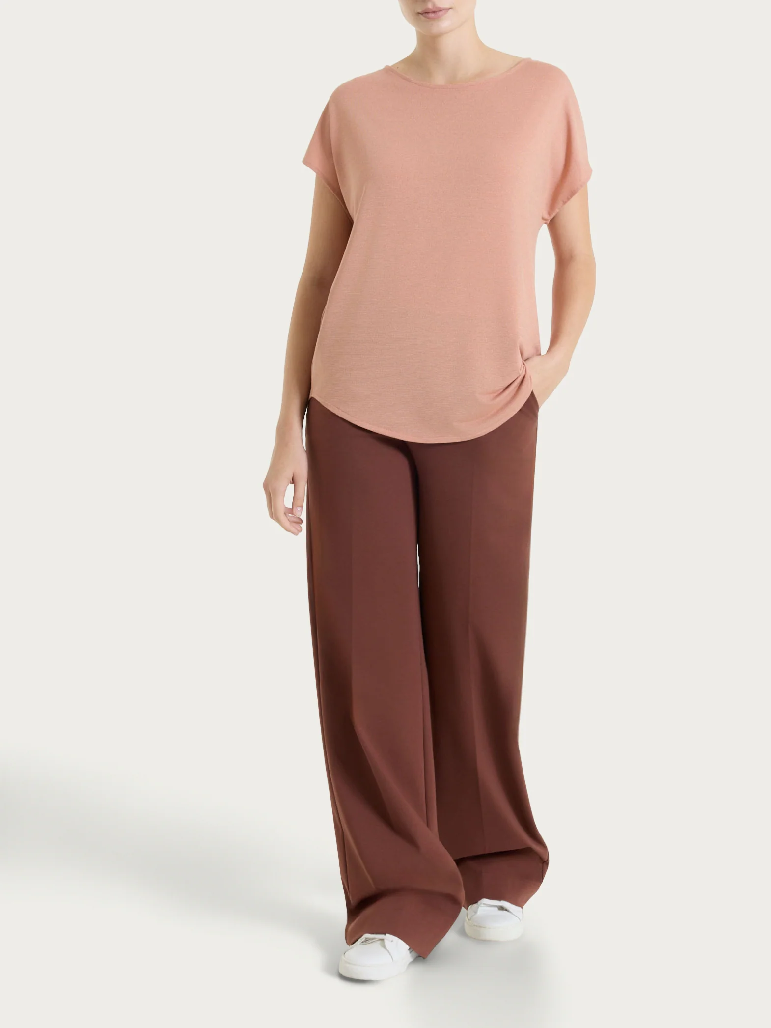 Pantalone a palazzo con tasche in Compact Light - Cappuccino - Image 6