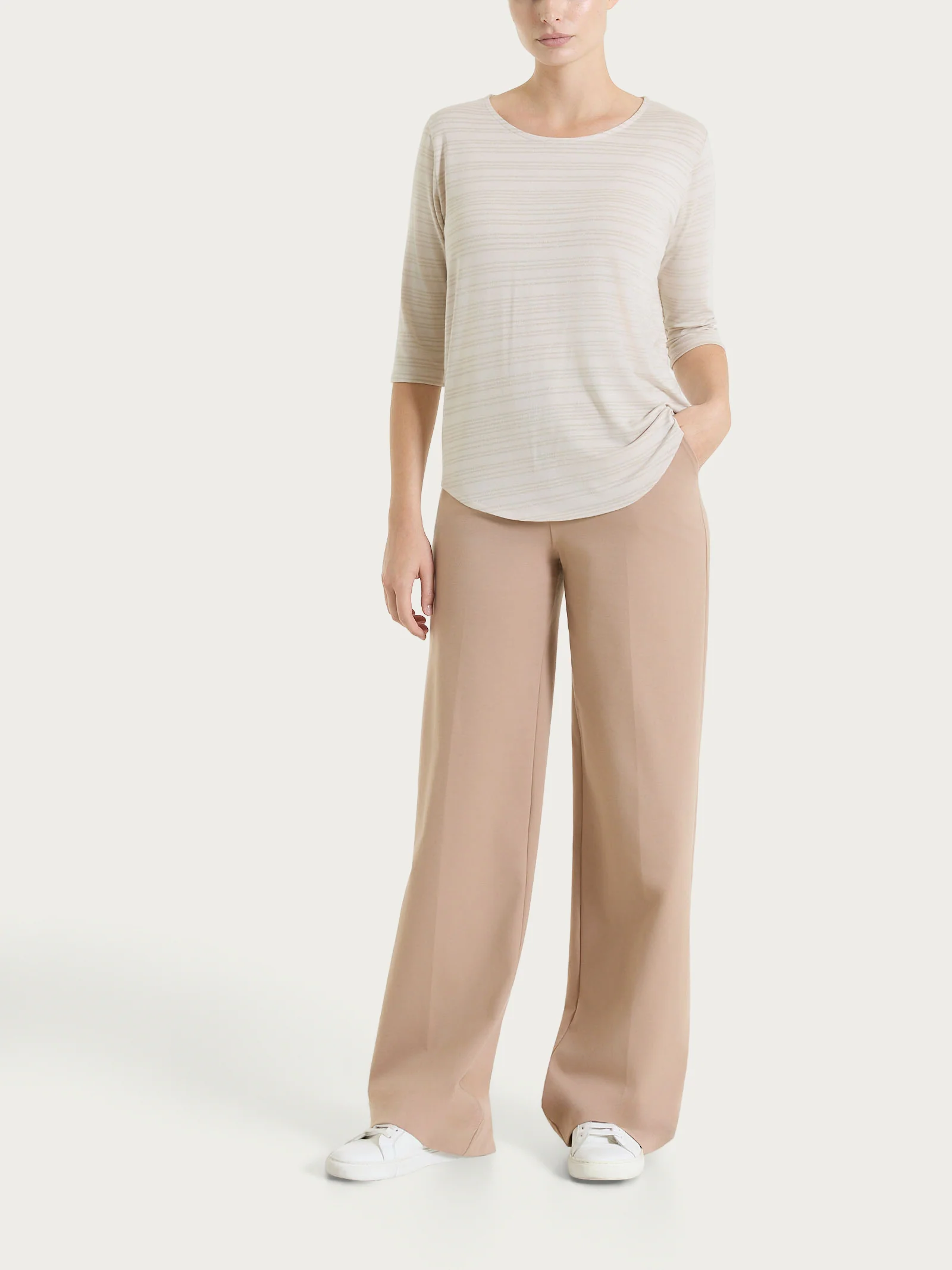 Pantalone a palazzo con tasche in Compact Light - Warm Taupe - Image 4