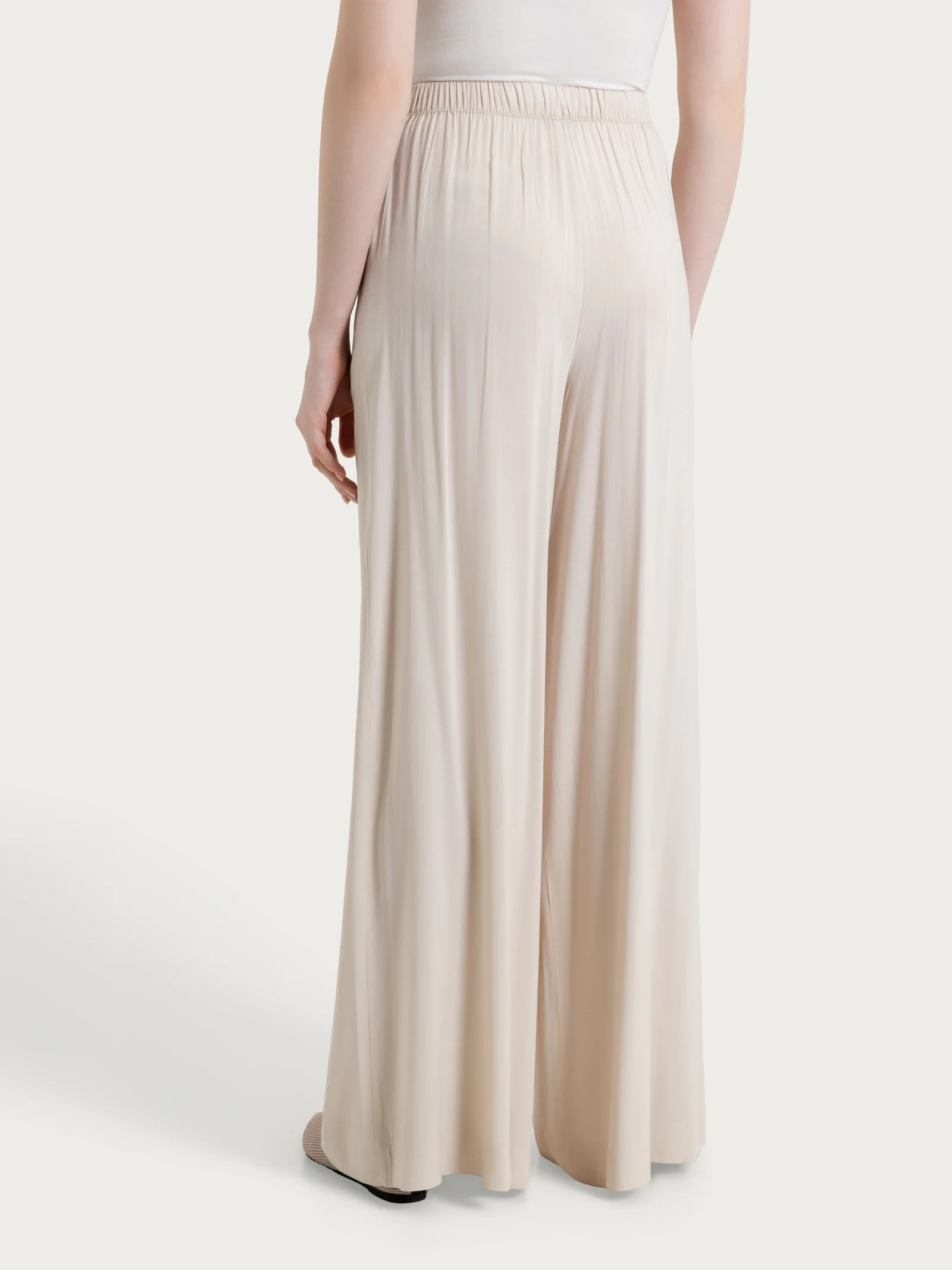 Pantalone a palazzo con tasche in Voile Stretch - Champignon - Image 2