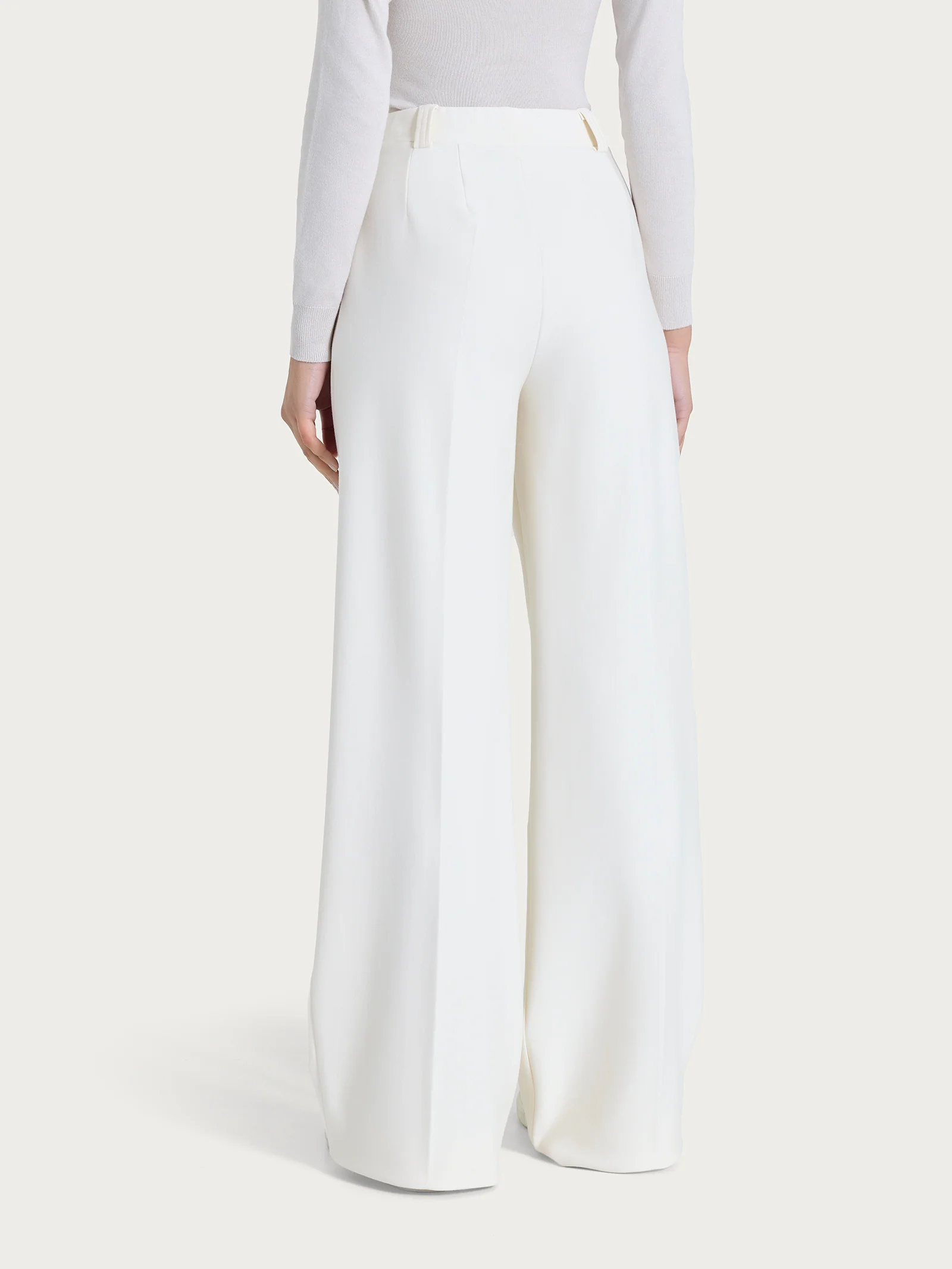 Pantalone a palazzo con taschino in Compact - Avorio - Image 2