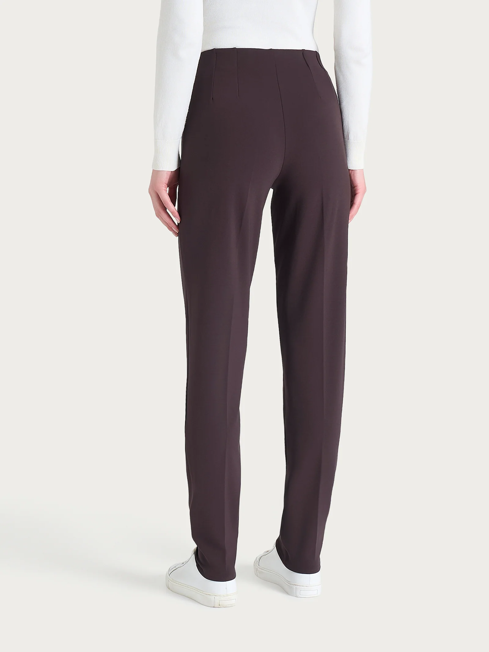 Pantalone a sigaretta con risvolto in Cashmere Compact - Chocolate Torte - Image 4