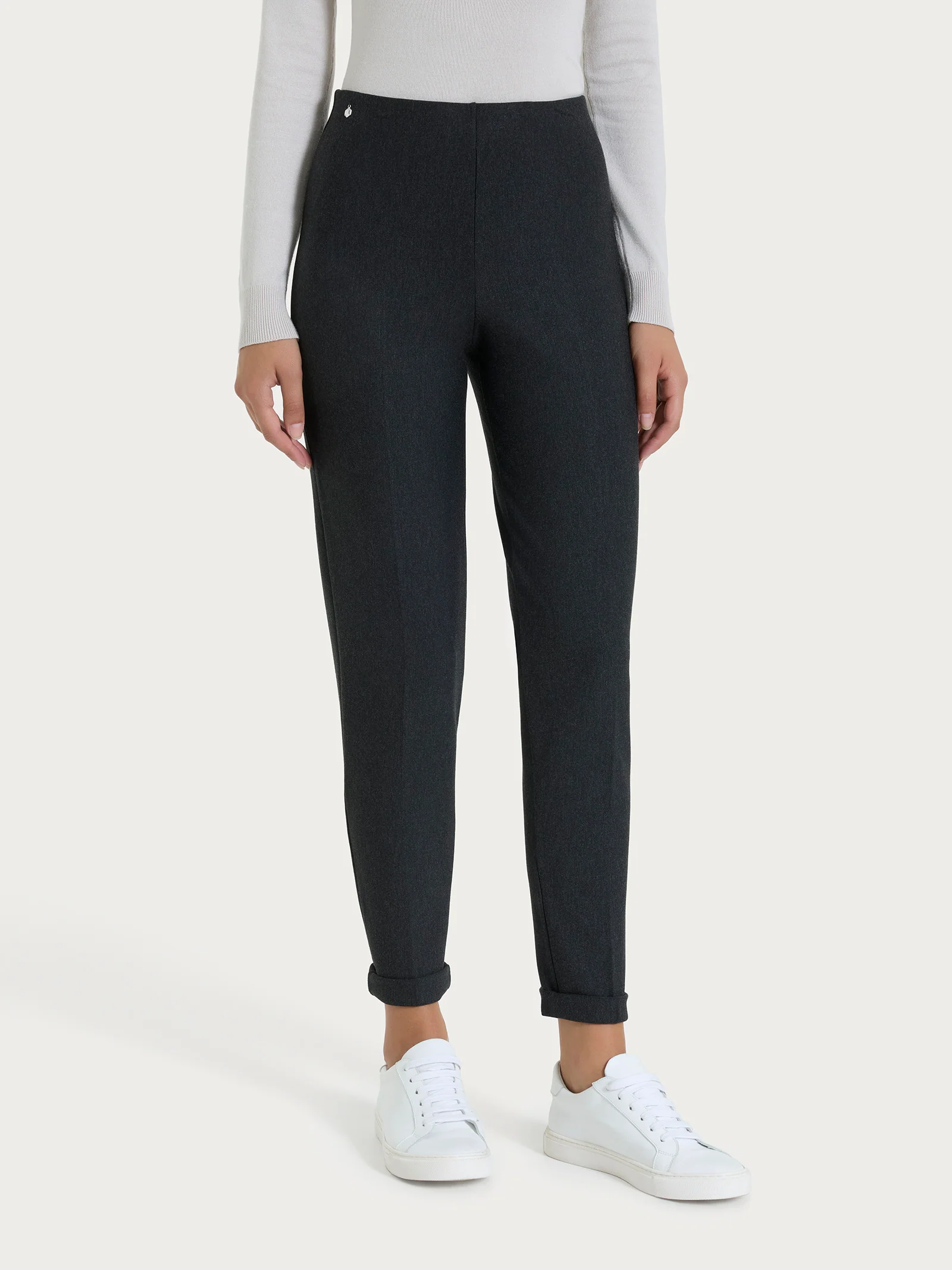 Pantalone a sigaretta con risvolto in Compact - Oscuro Mel. - Image 2