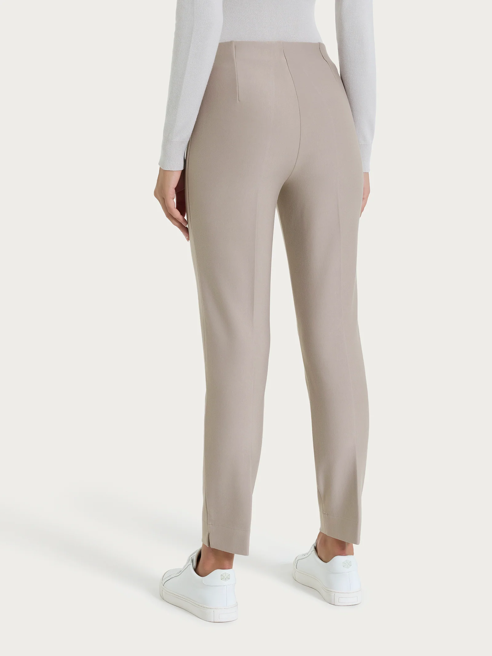 Pantalone a sigaretta con spacchetti in Compact - String - Image 2