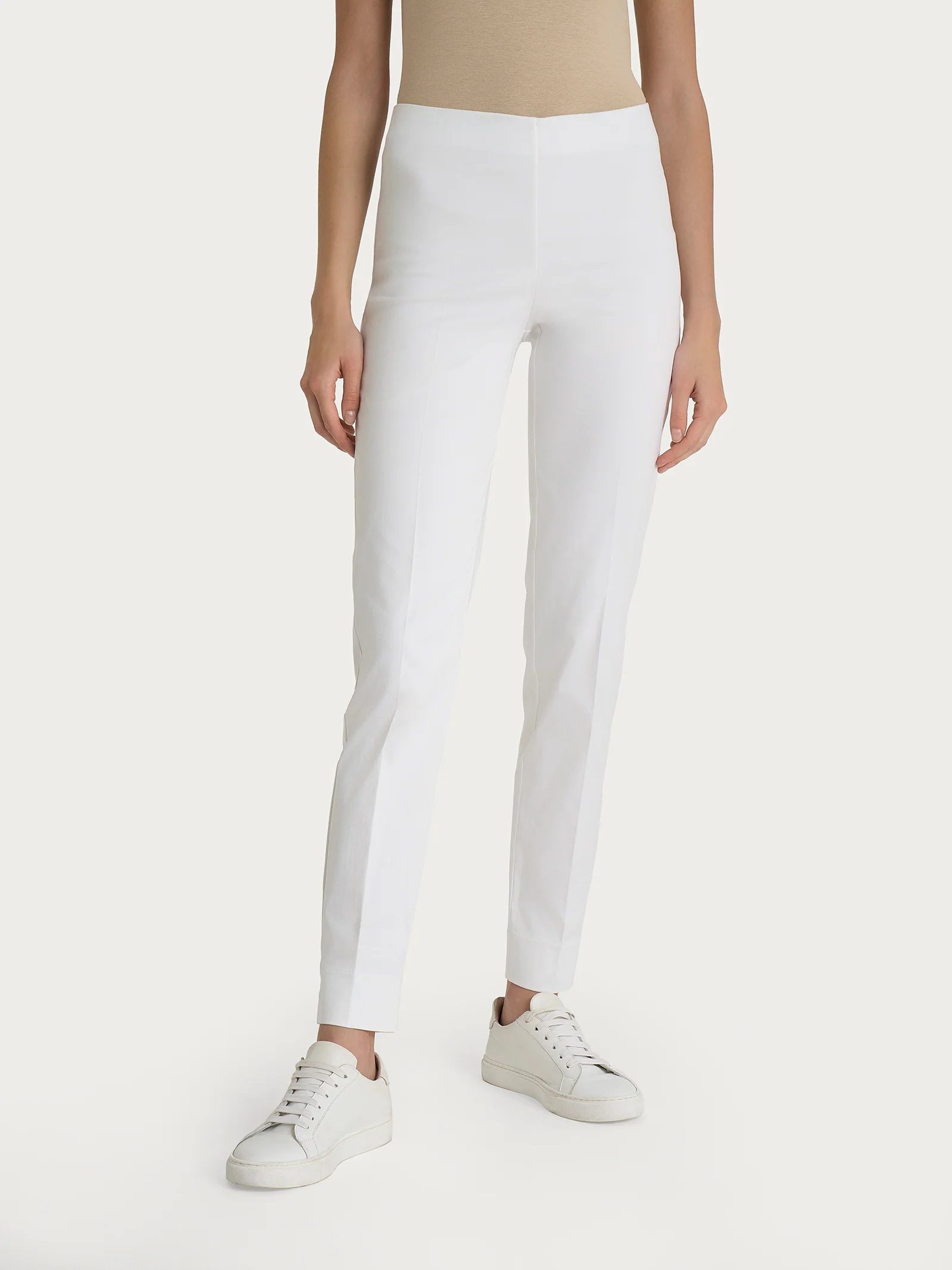 Pantalone a sigaretta con spacchetti in Satin Power - Bianco