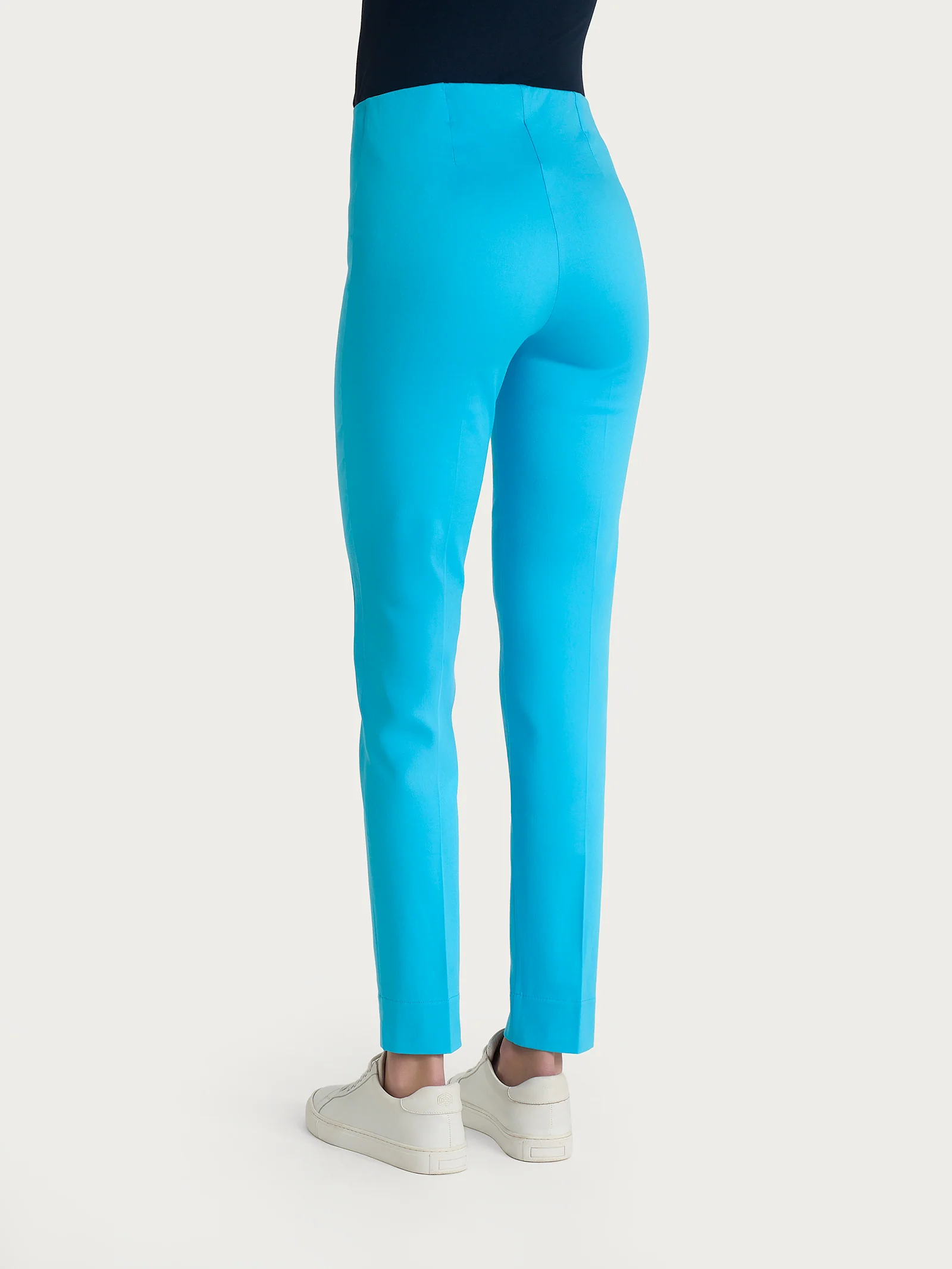 Pantalone a sigaretta con spacchetti in Satin Power - Aquarius - Image 2