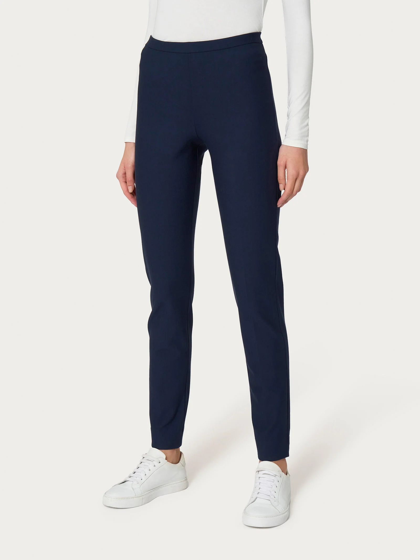 Pantalone a sigaretta modellante in Compact - Persia - Image 4