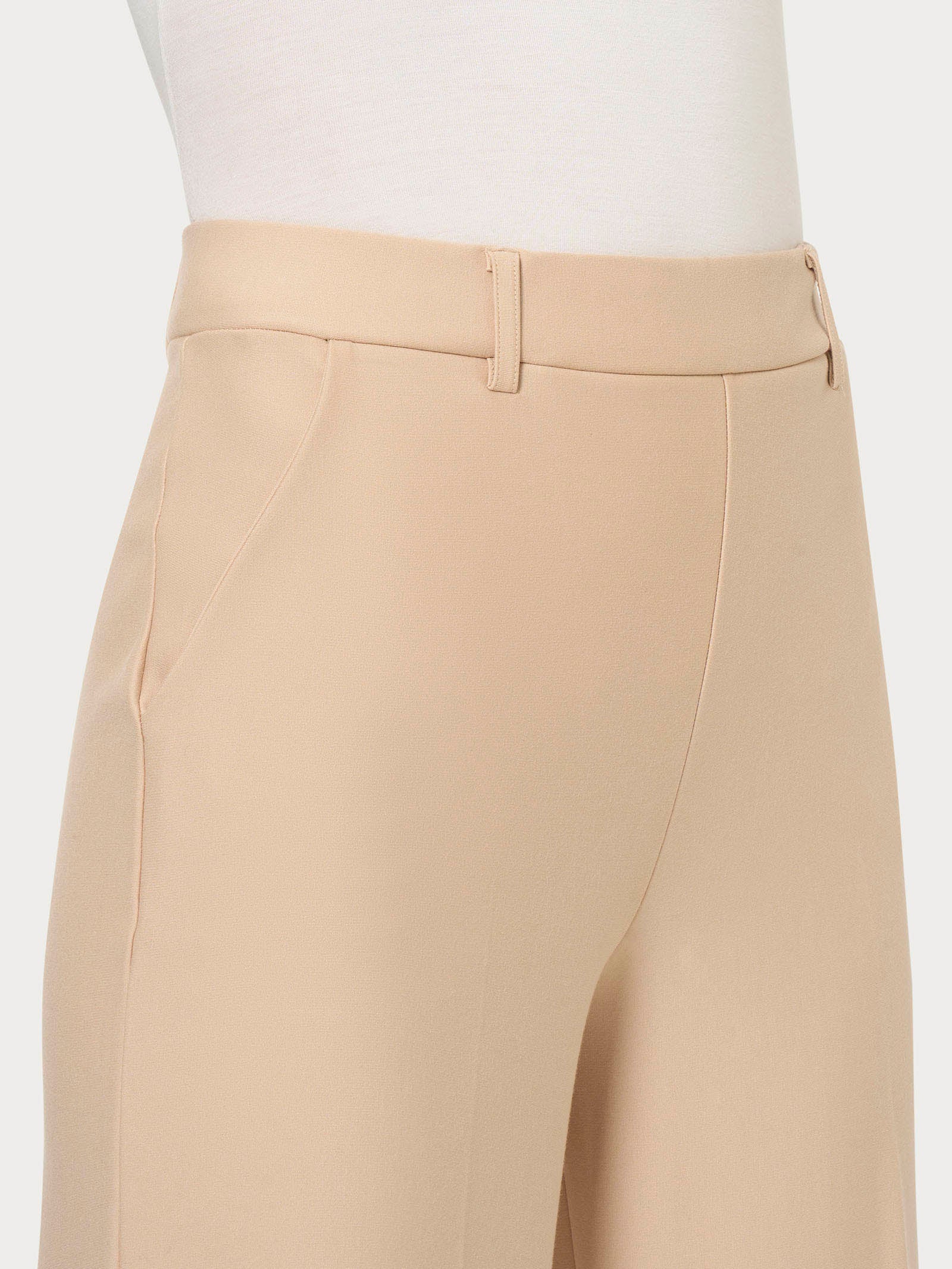 Pantalone ampio alla caviglia in Compact - Irish Cream - Image 3