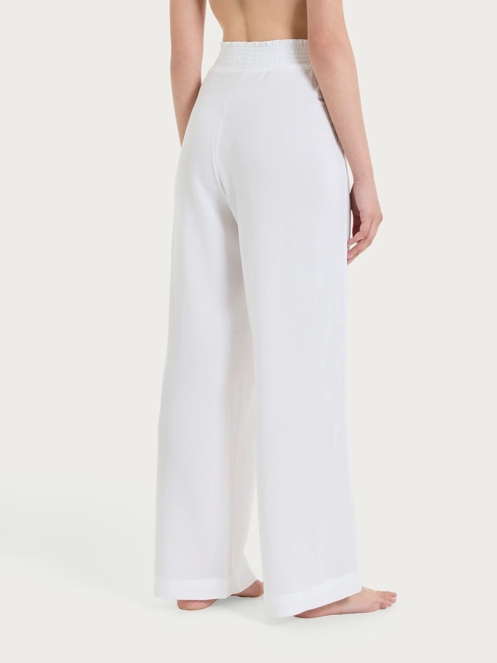 Pantalone ampio con arricciatura in Ecoseta - Bianco - Image 2