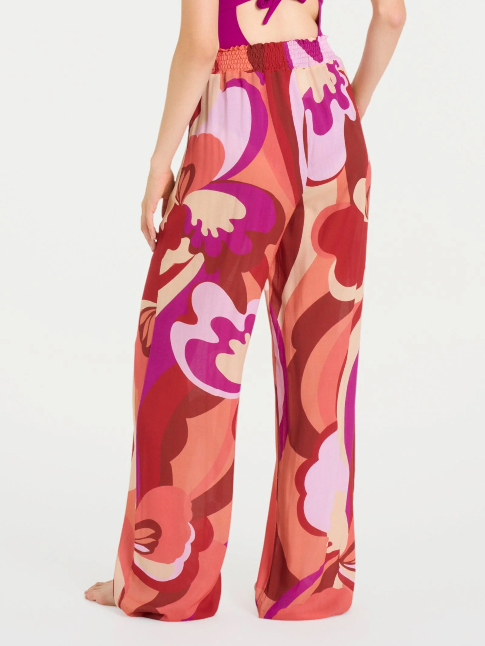 Pantalone ampio con arricciatura in fantasia in Ecoseta - Fant. Brandy Snifter - Image 2