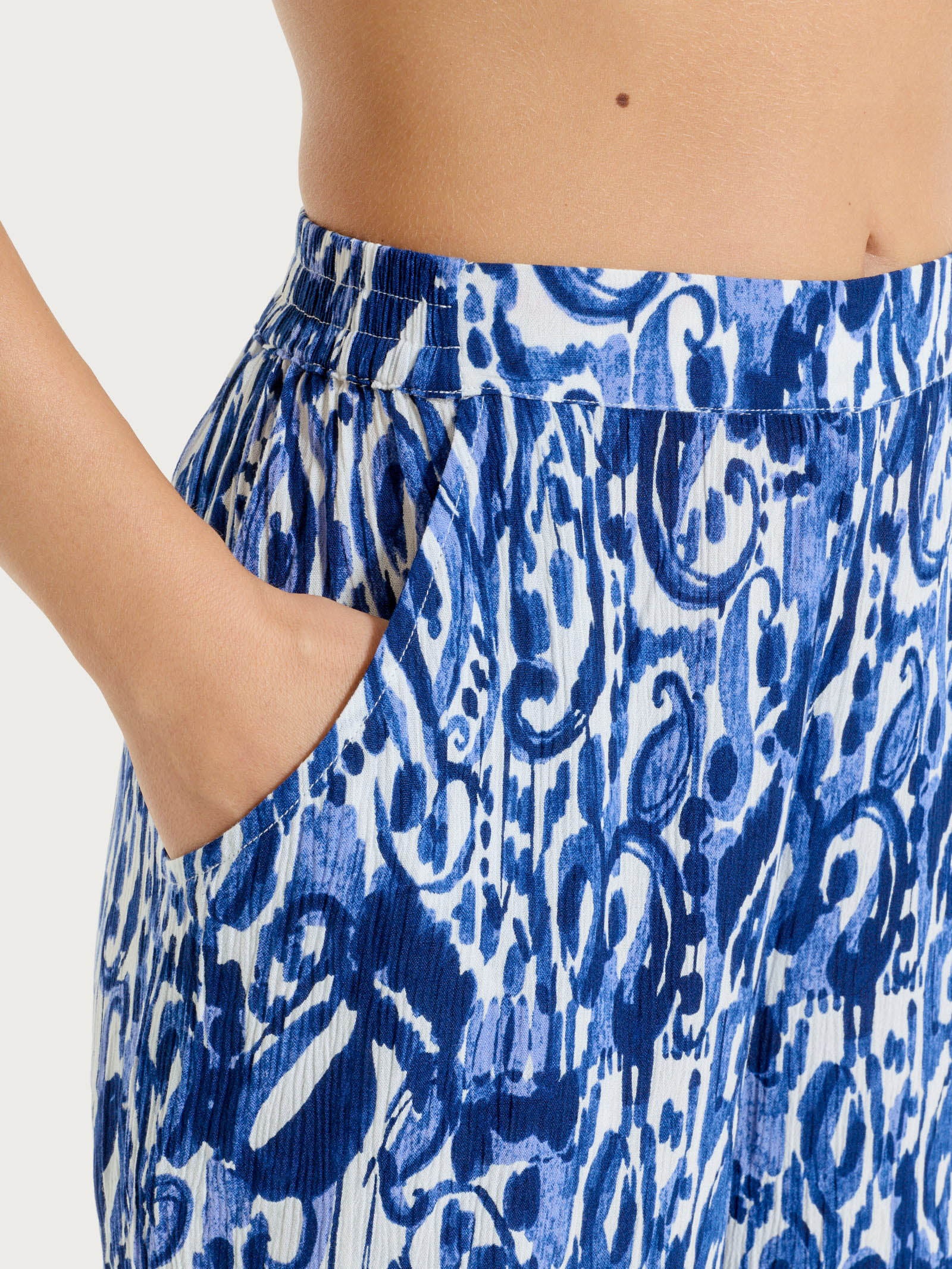 Pantalone ampio con fantasia in Crêpe - Fant. Oceana - Image 3