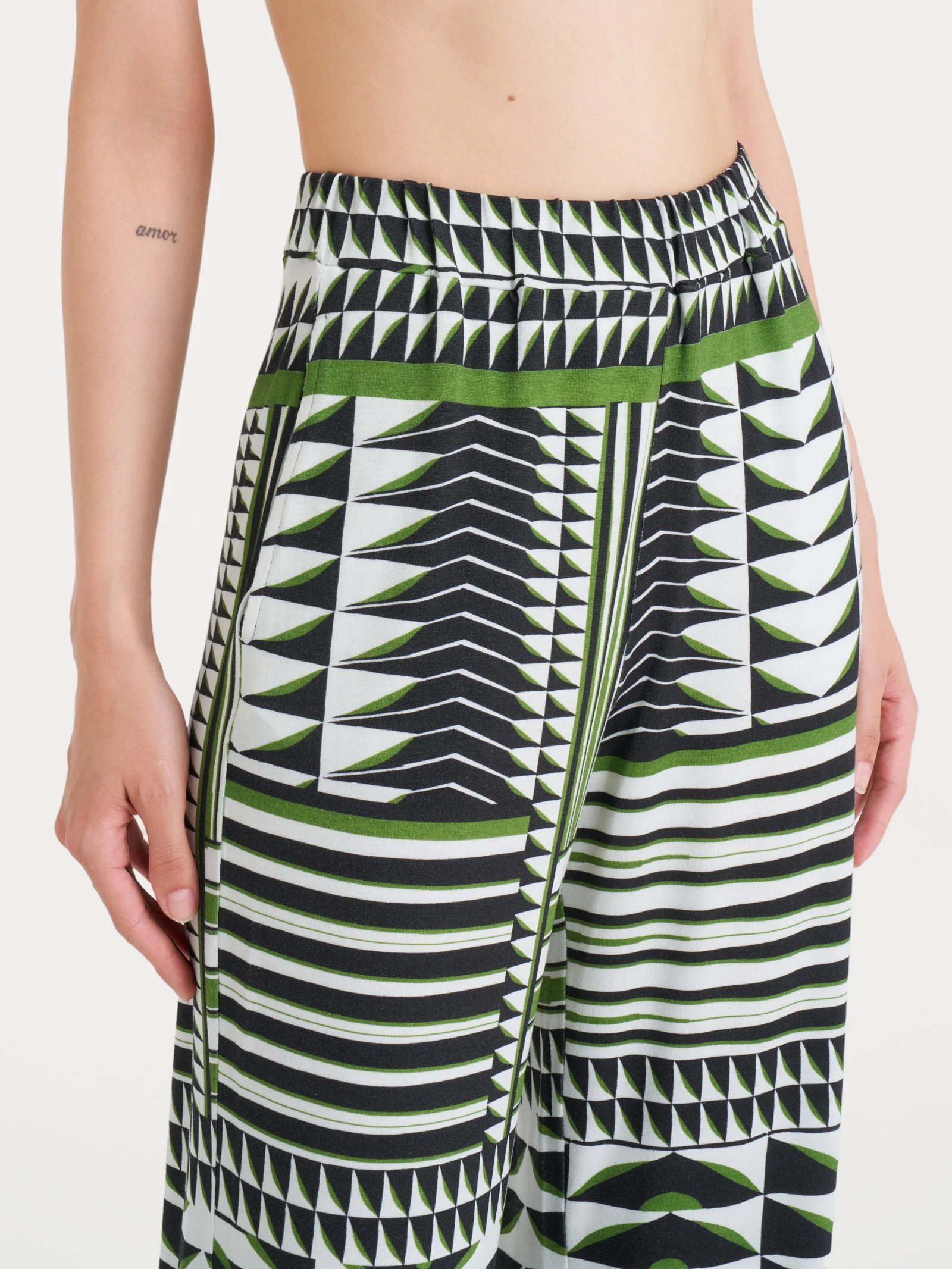 Pantalone ampio con geometric pattern in Viscosa Summer - Fant. Artichoke Green - Image 3